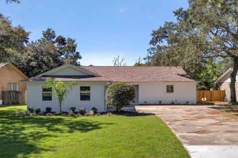 926 Ridgewood Way Niceville FL 32578