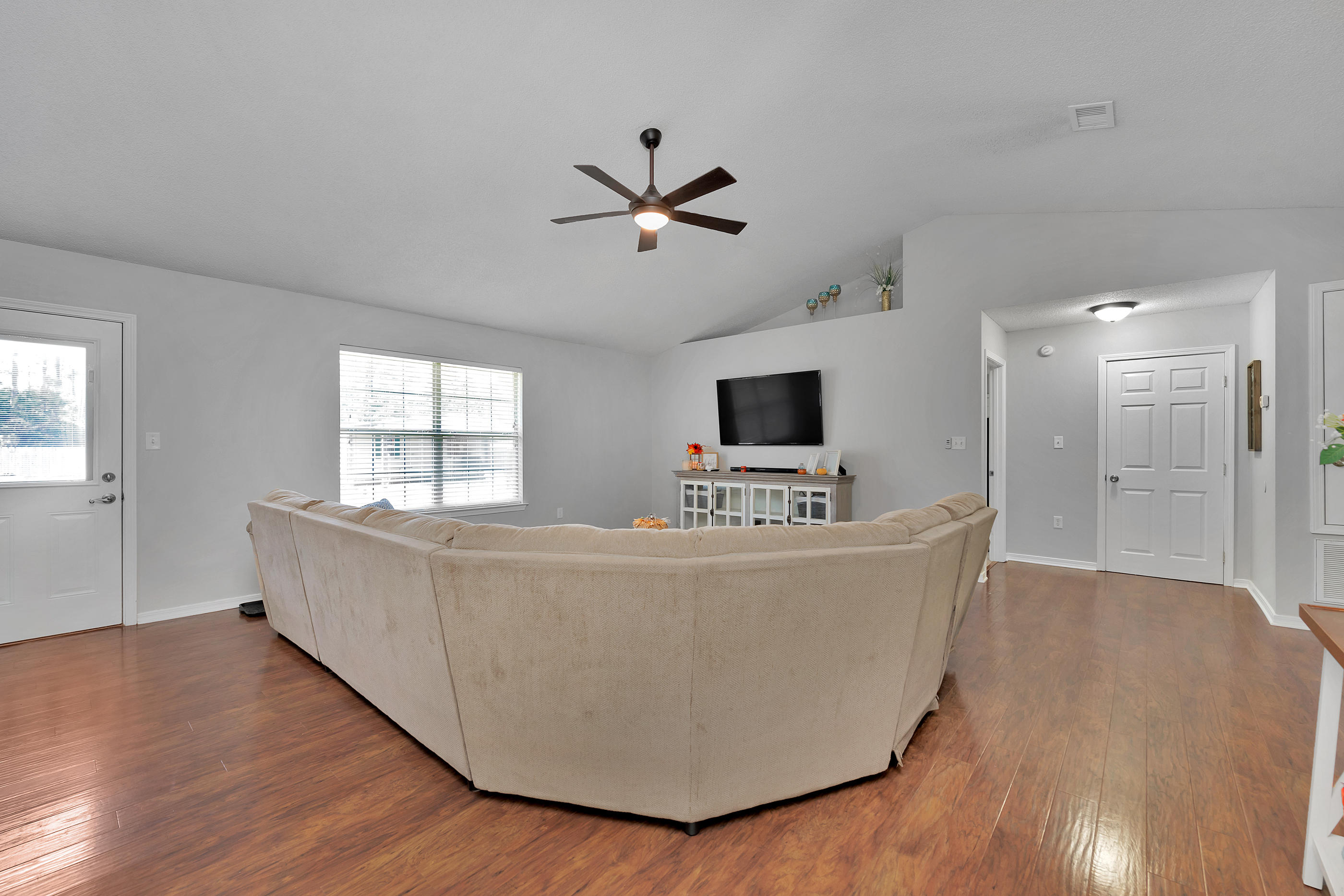 HAMPTON RIDGE ESTATES - Residential