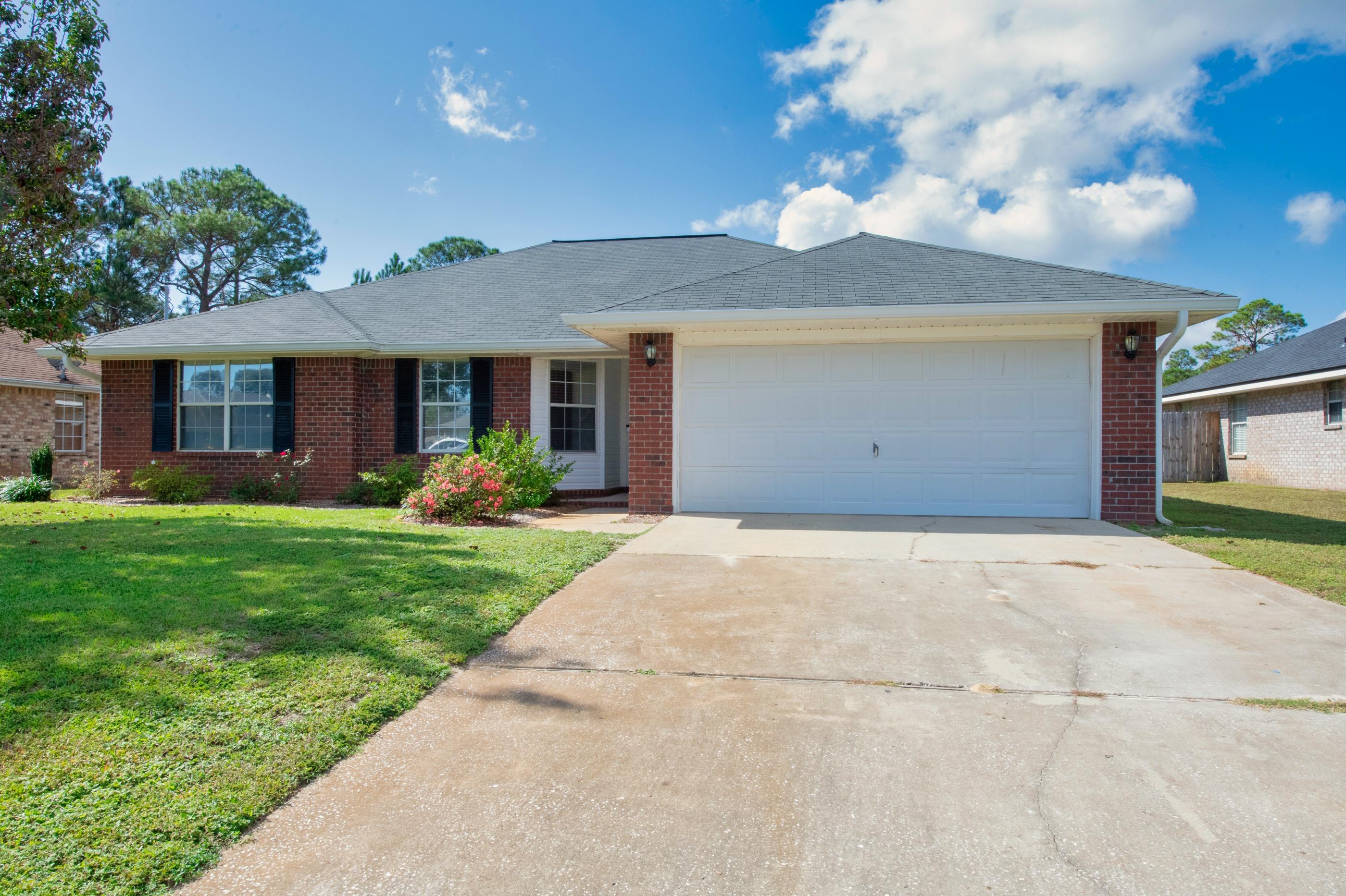 HAMPTON RIDGE ESTATES - Residential