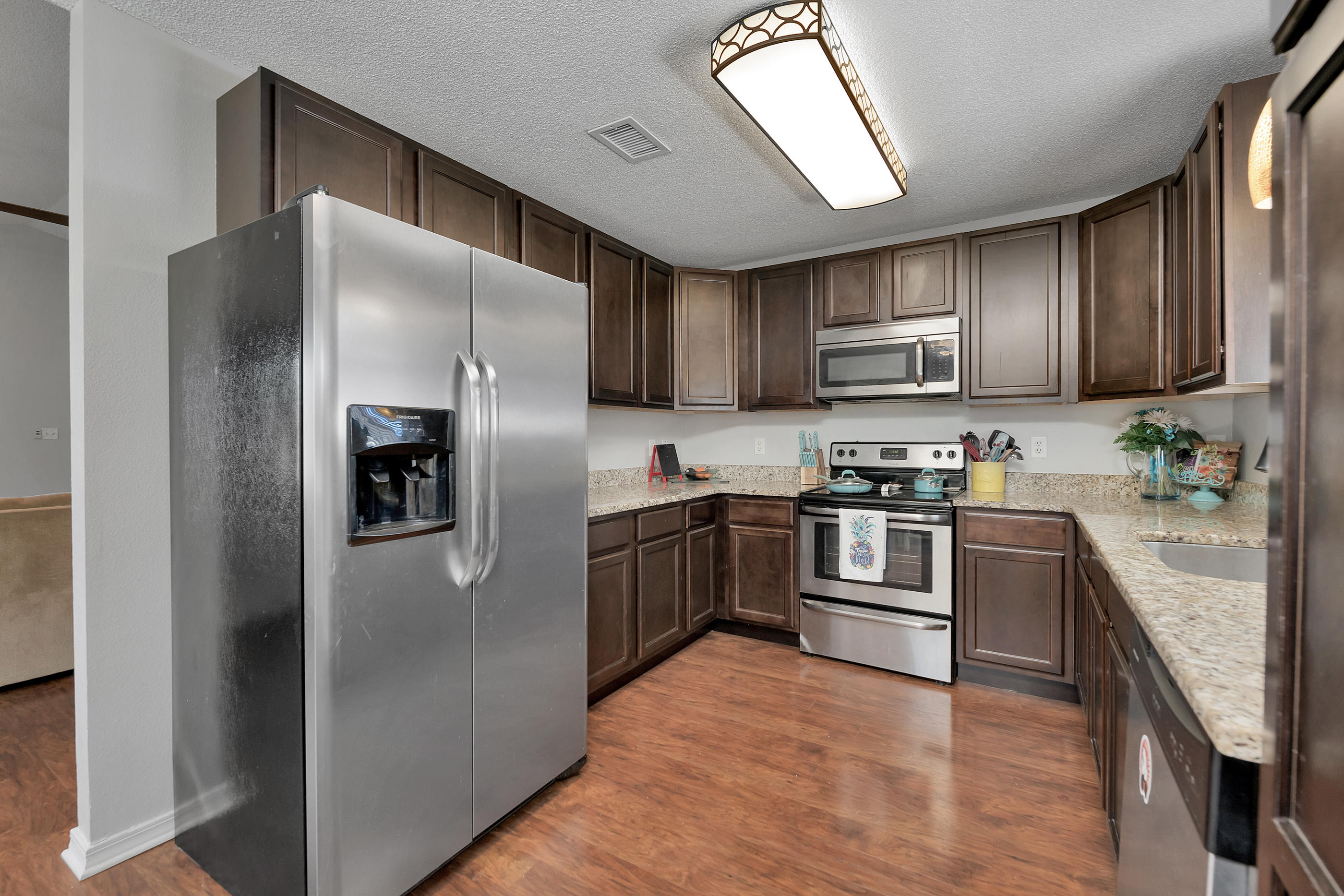 HAMPTON RIDGE ESTATES - Residential
