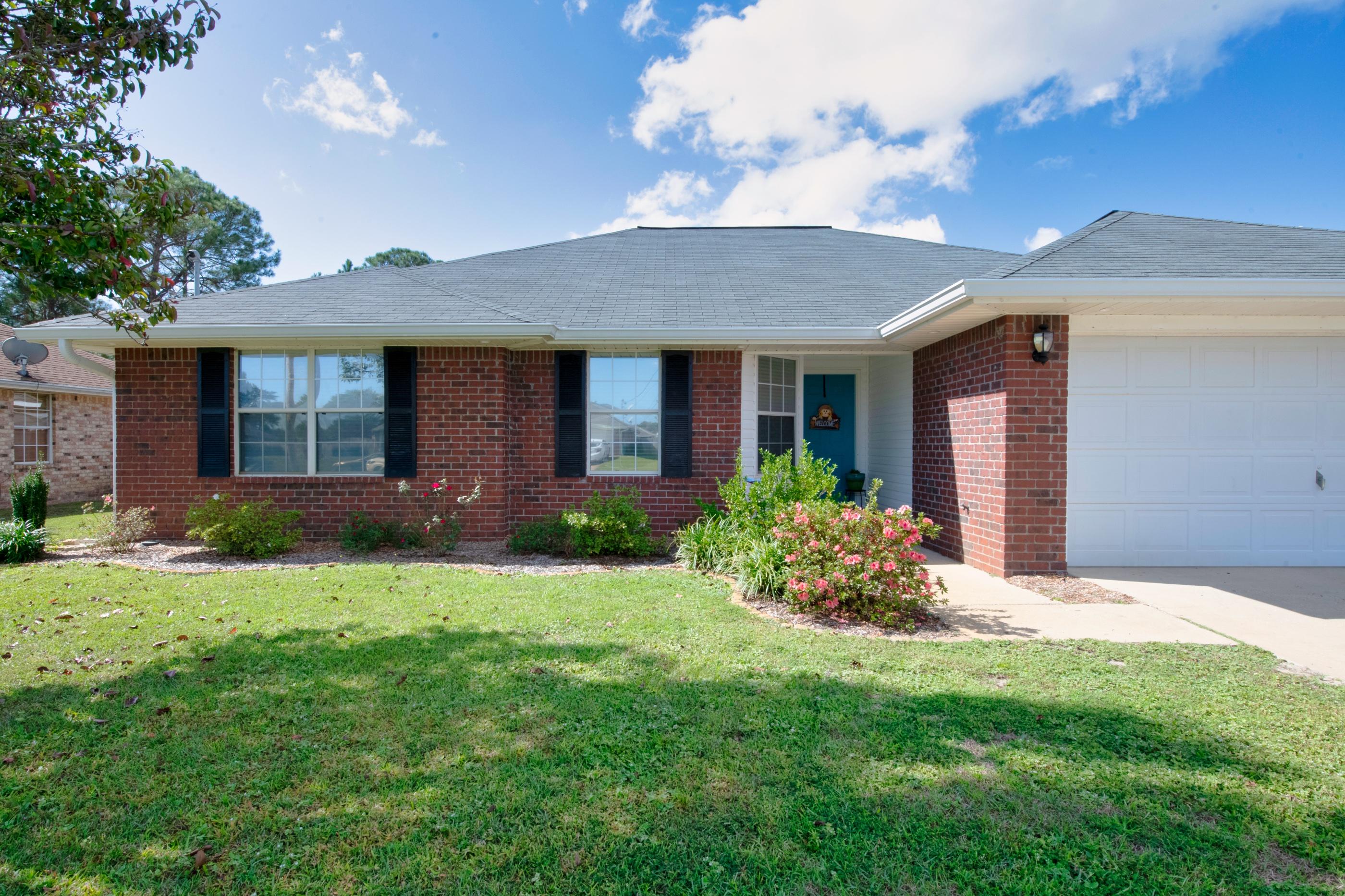 HAMPTON RIDGE ESTATES - Residential