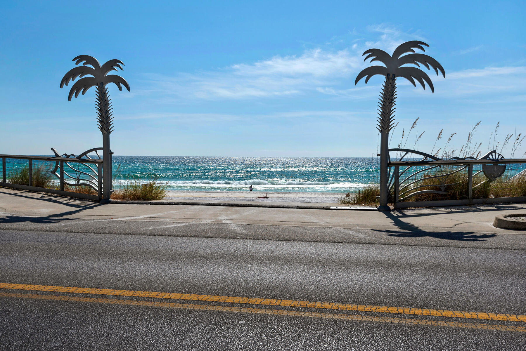SEASCAPE CONDO GARDEN VILLA PH 3 - Residential