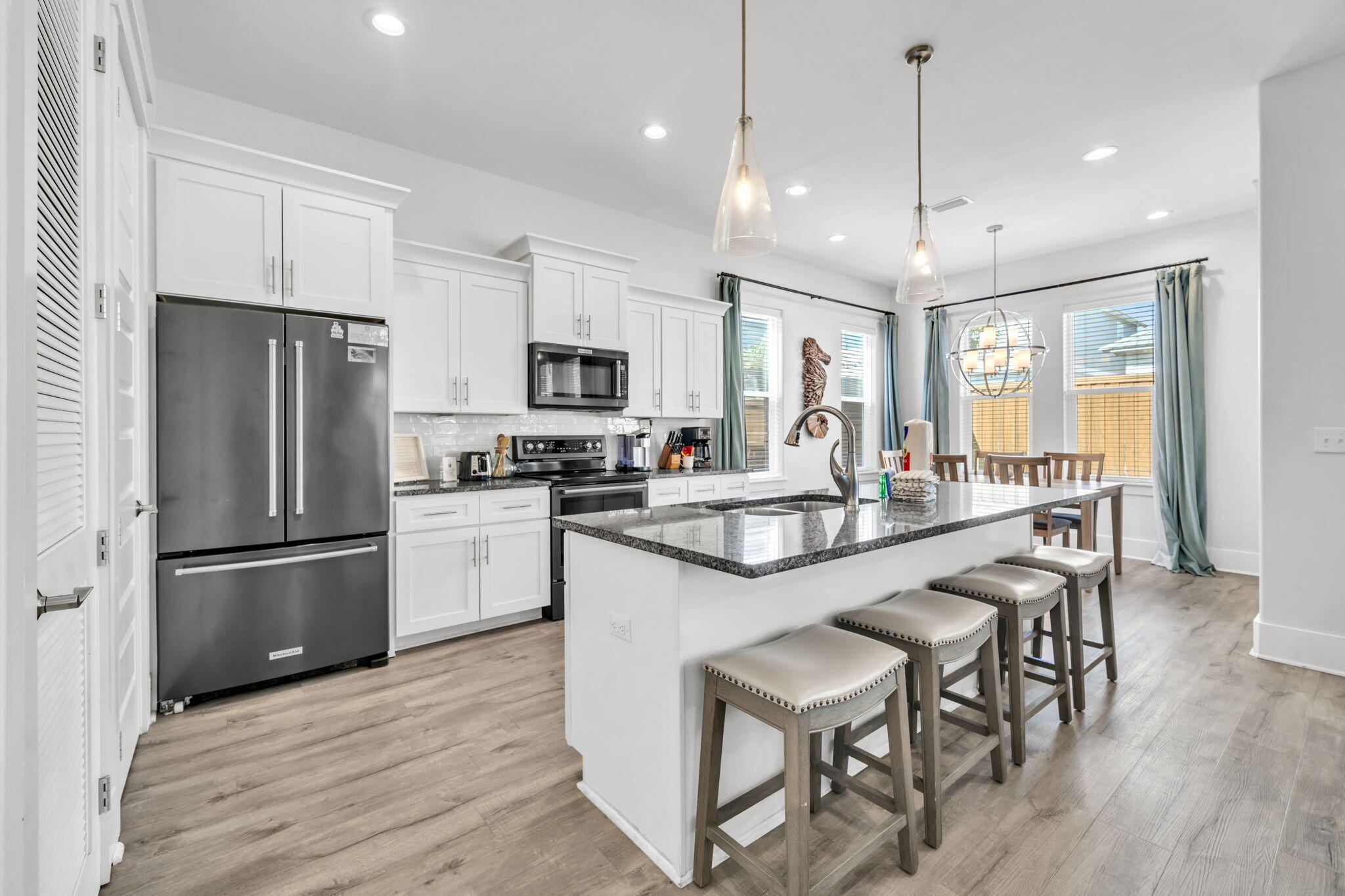 FRANGISTA BEACH 3RD ADDN - Residential