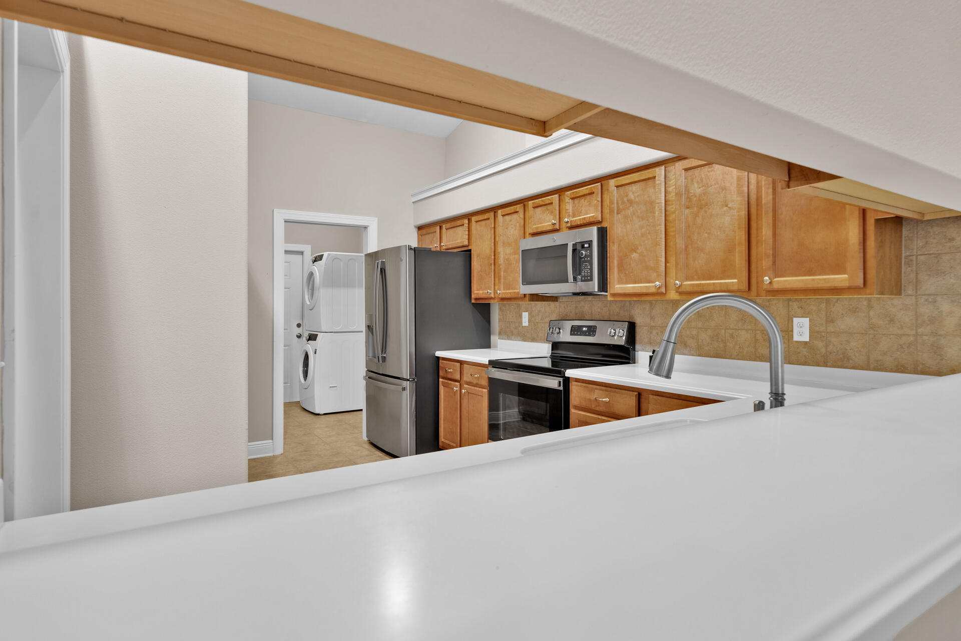 DIAMOND LAKES - Residential