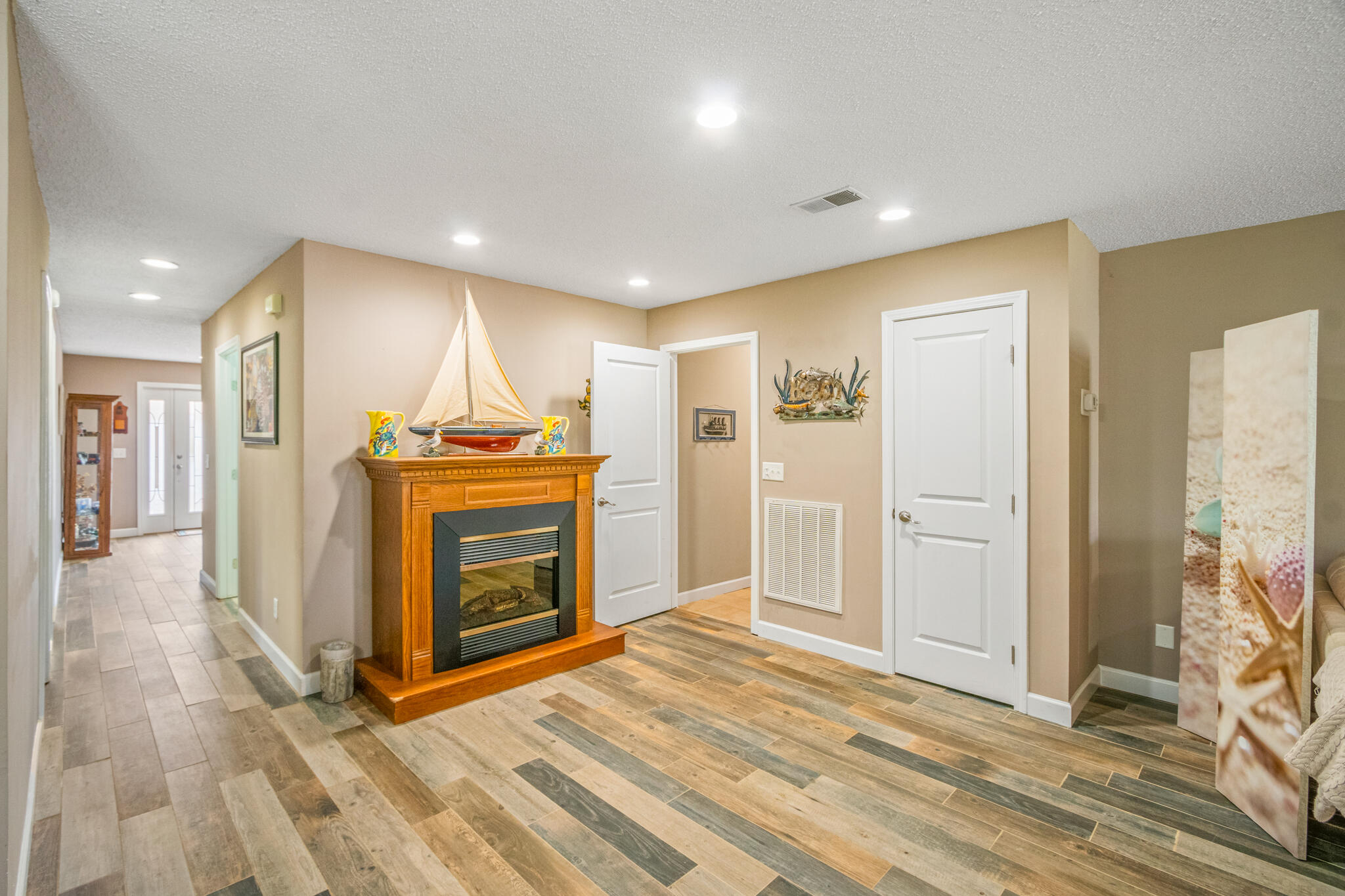 SILVER SANDS UNIT 2 - Residential