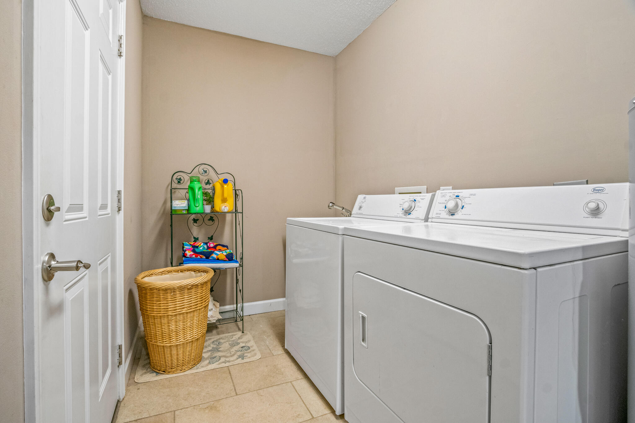 SILVER SANDS UNIT 2 - Residential