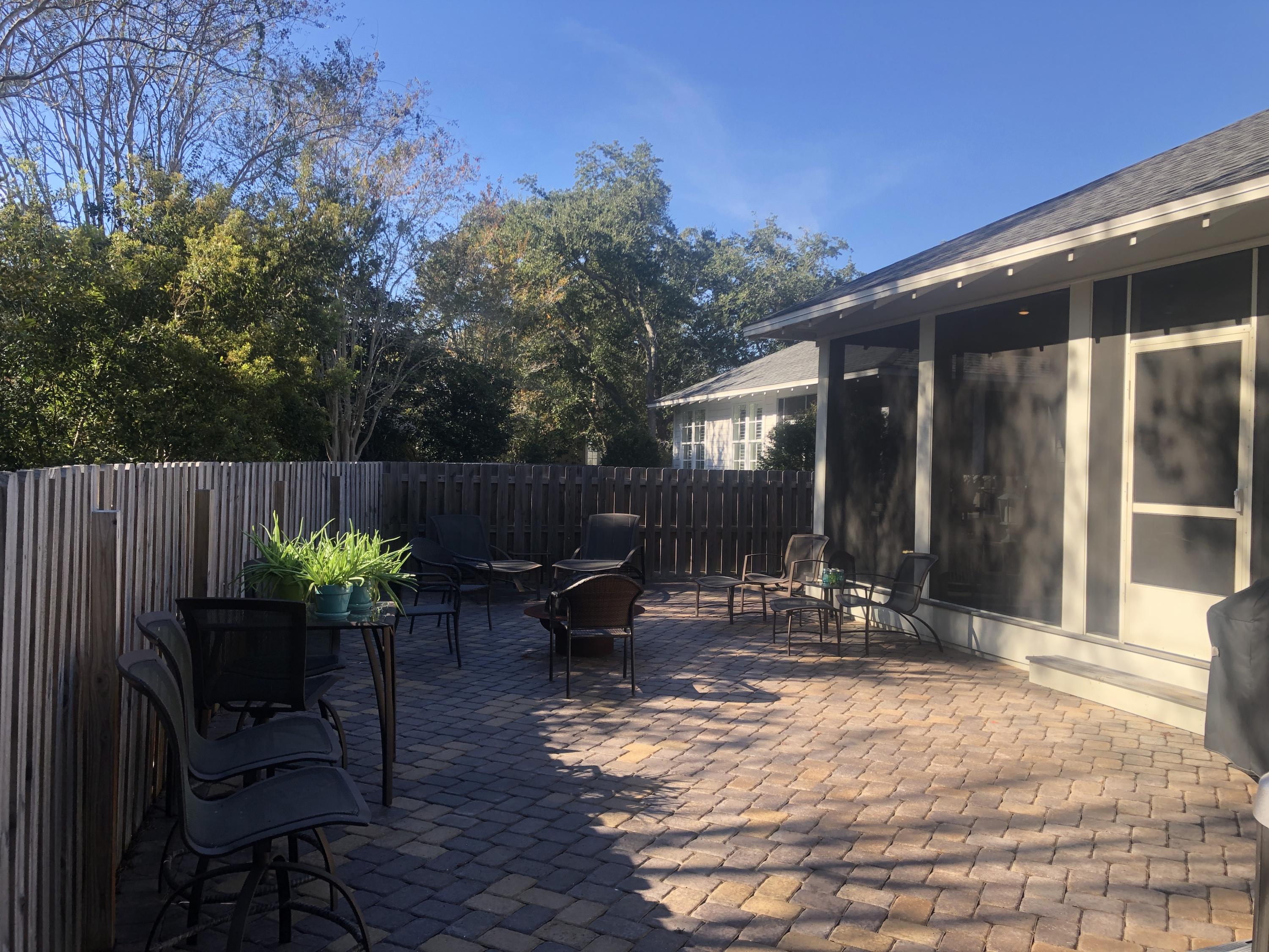 CARSON OAKS - Residential