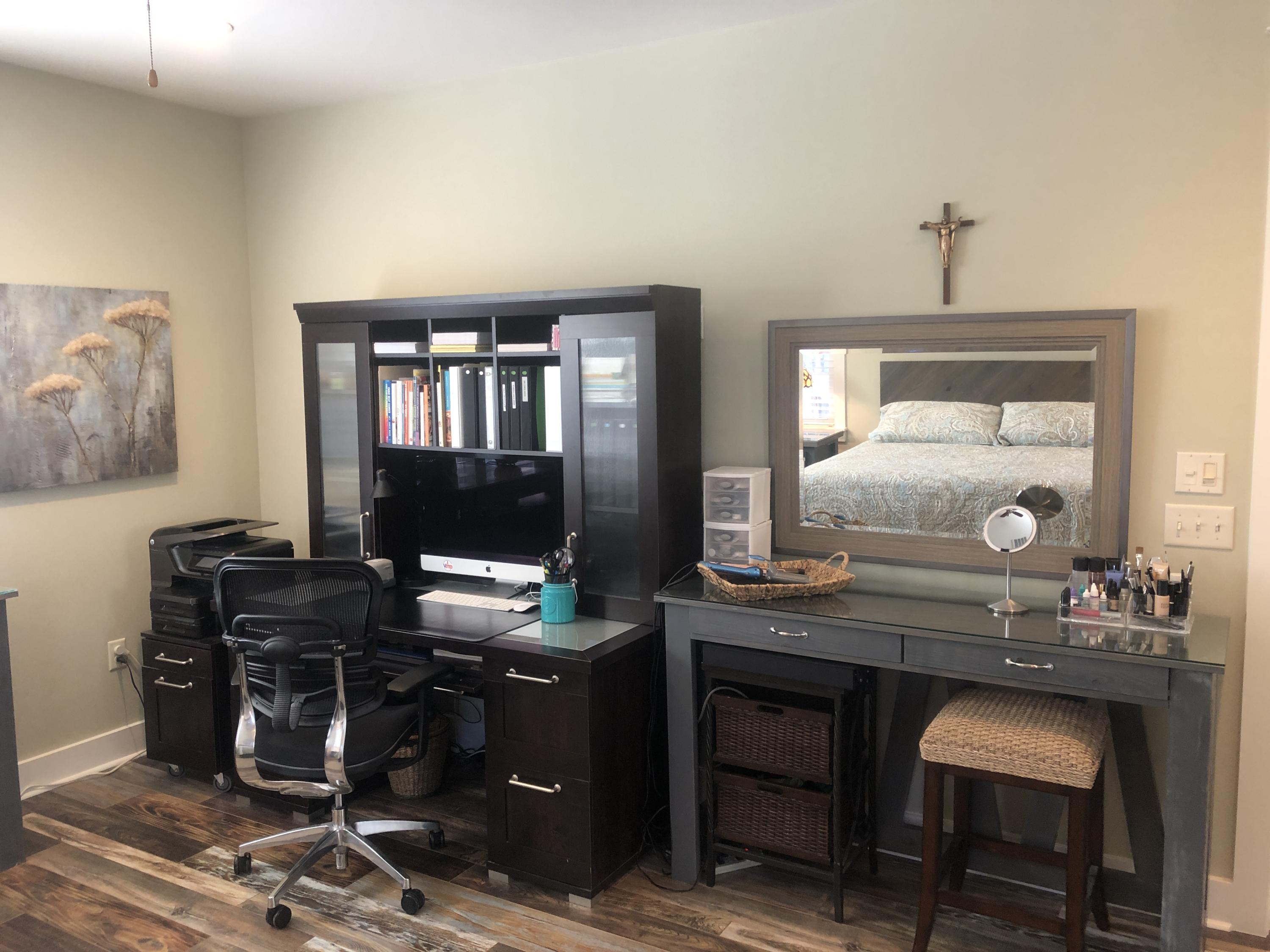 CARSON OAKS - Residential