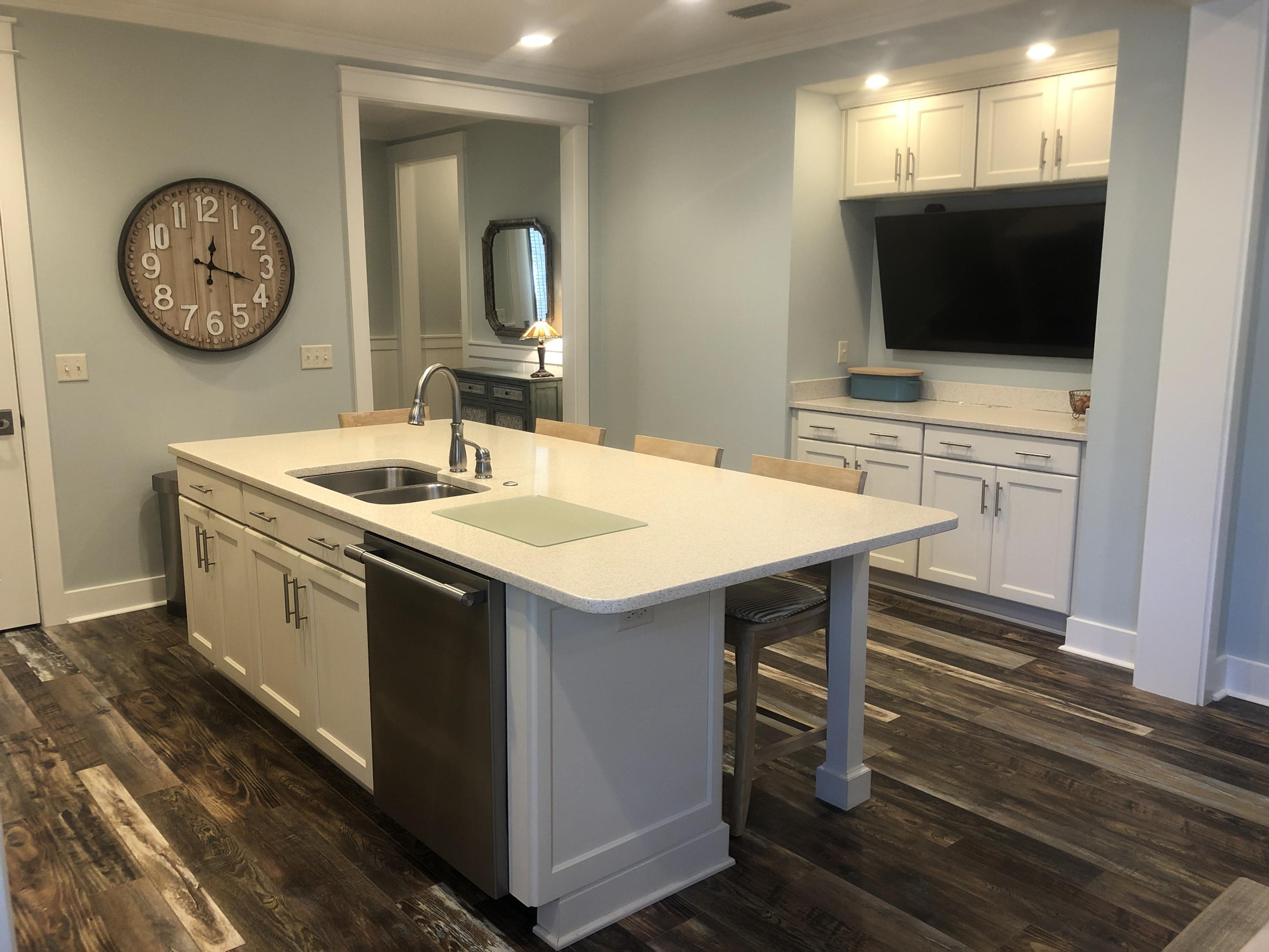 CARSON OAKS - Residential