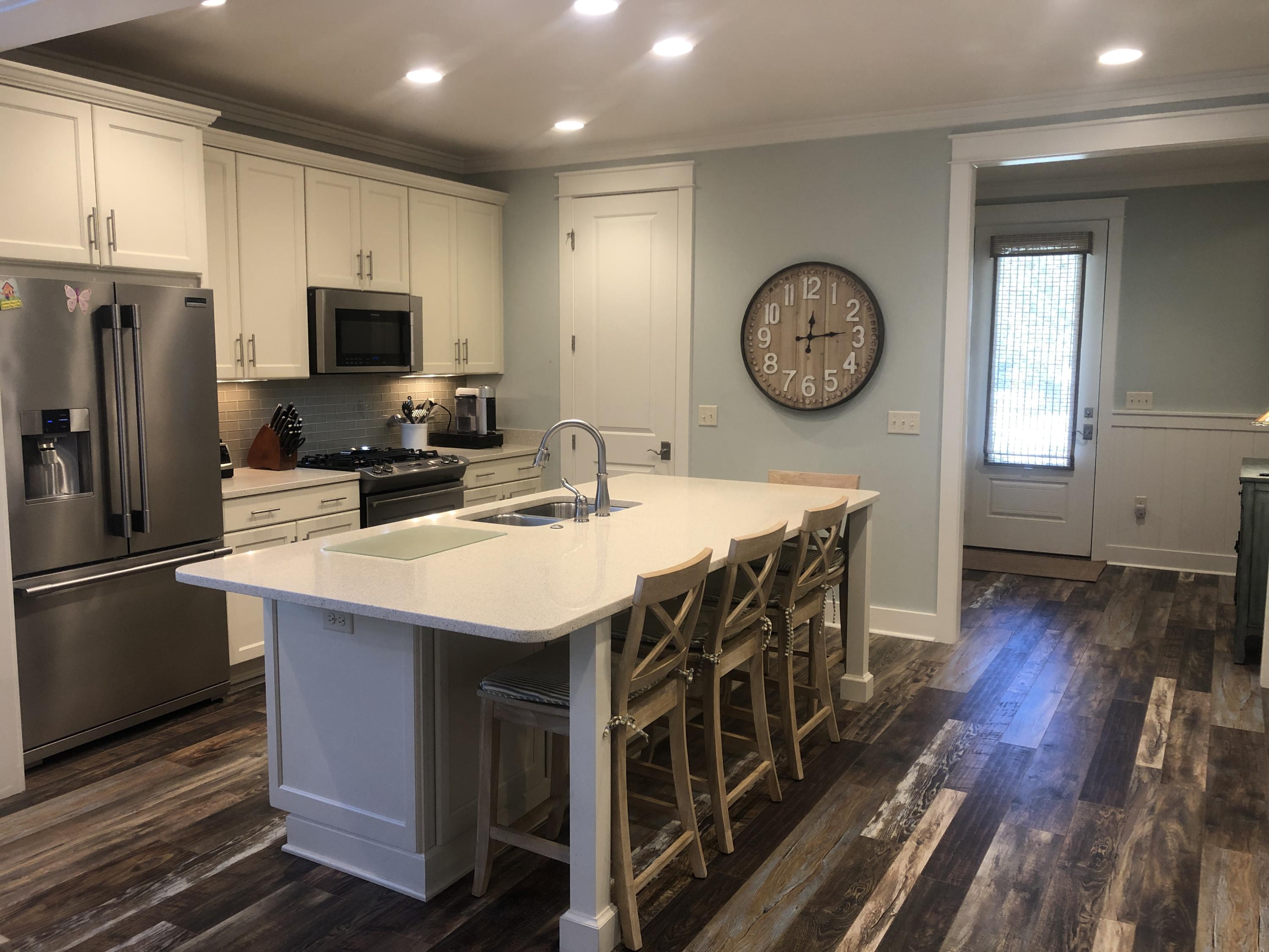 CARSON OAKS - Residential