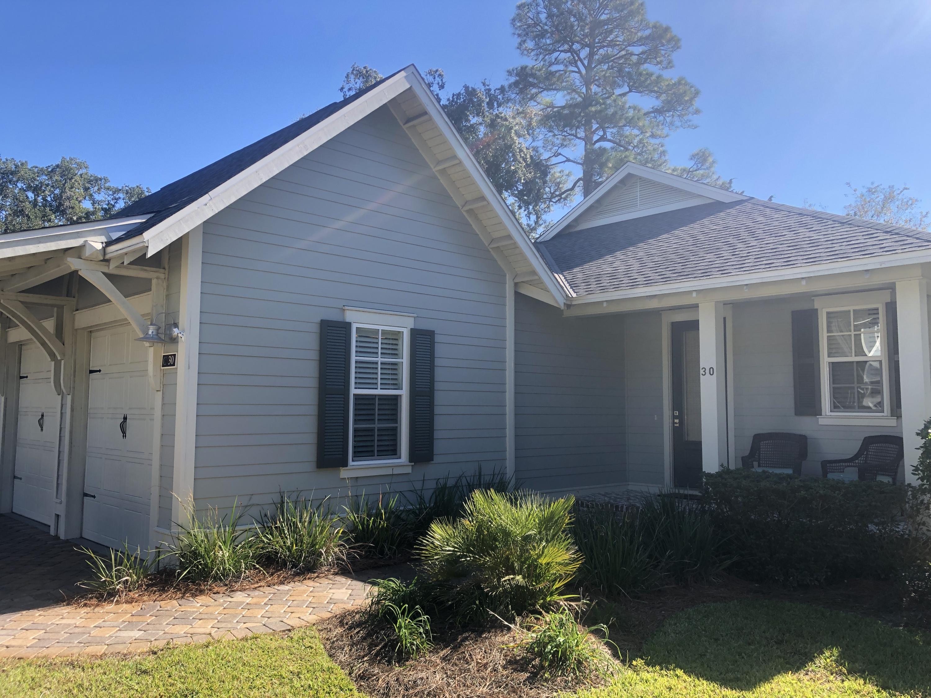 CARSON OAKS - Residential