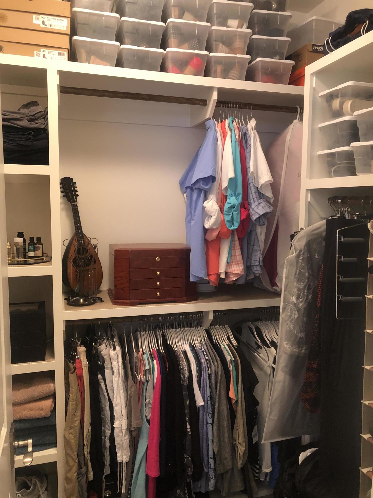 CARSON OAKS - Residential