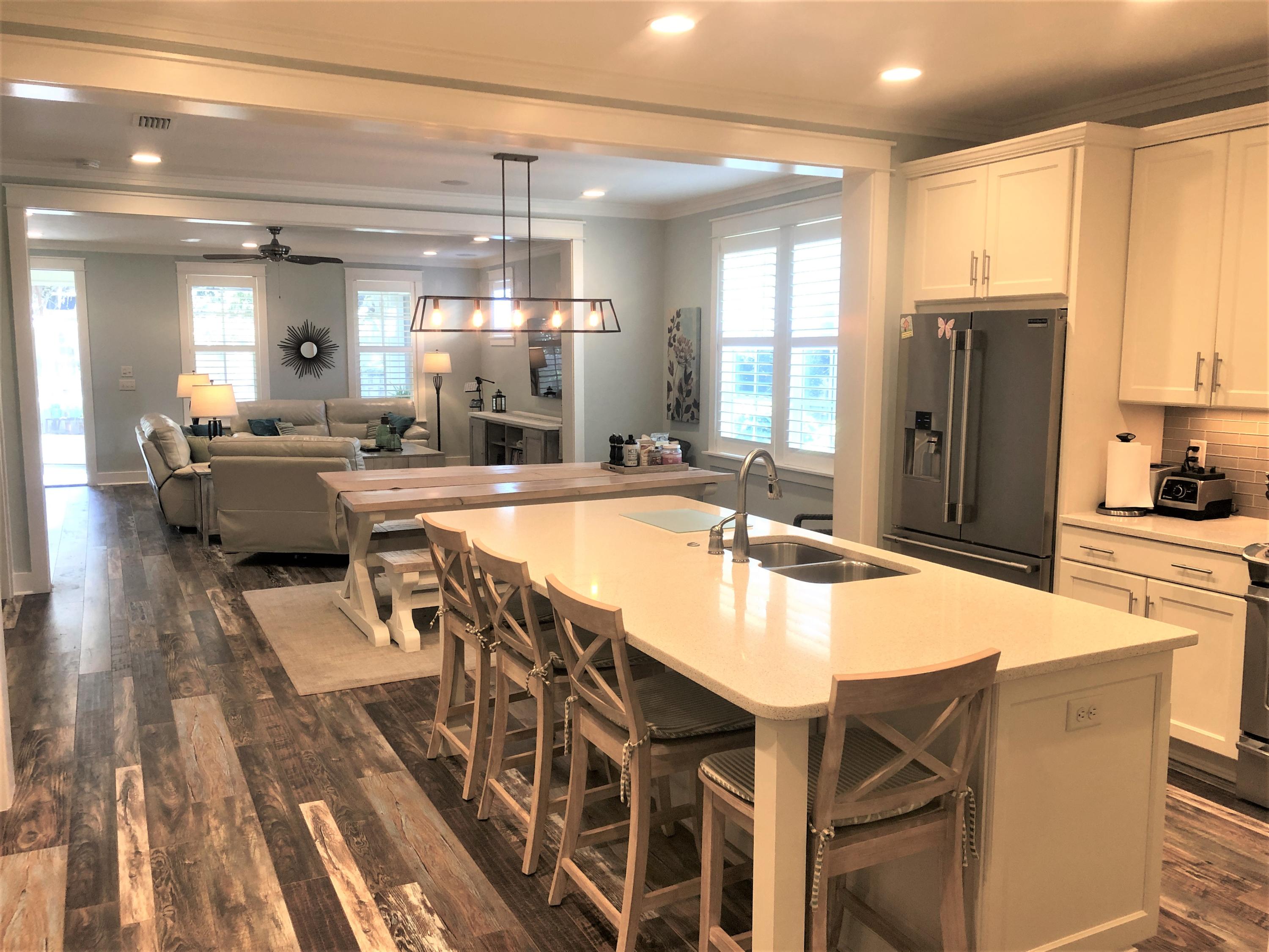 CARSON OAKS - Residential