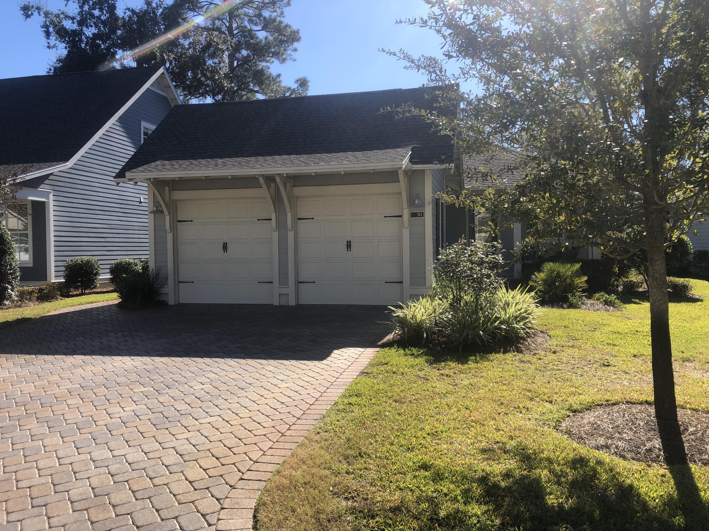 CARSON OAKS - Residential