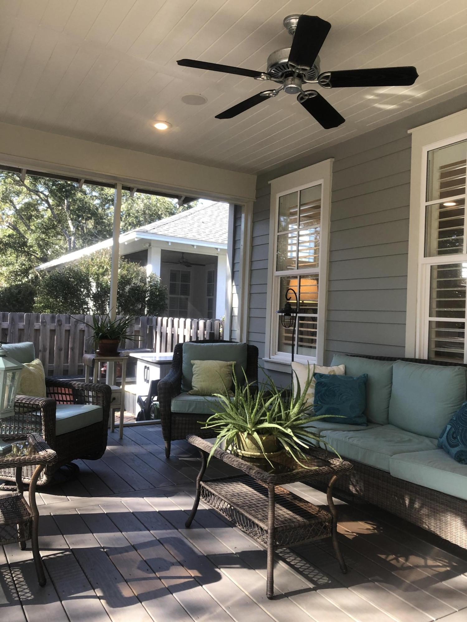 CARSON OAKS - Residential