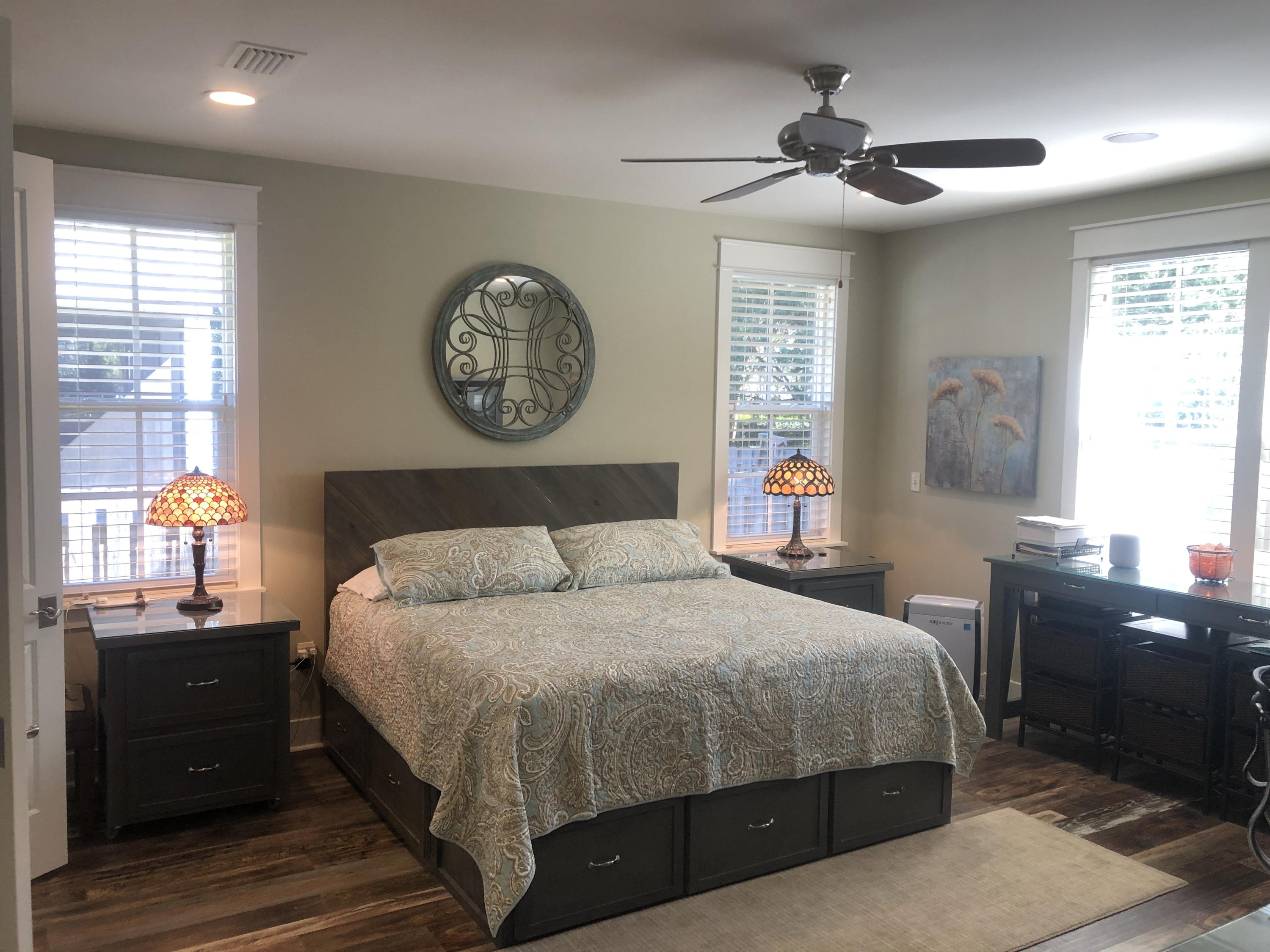 CARSON OAKS - Residential