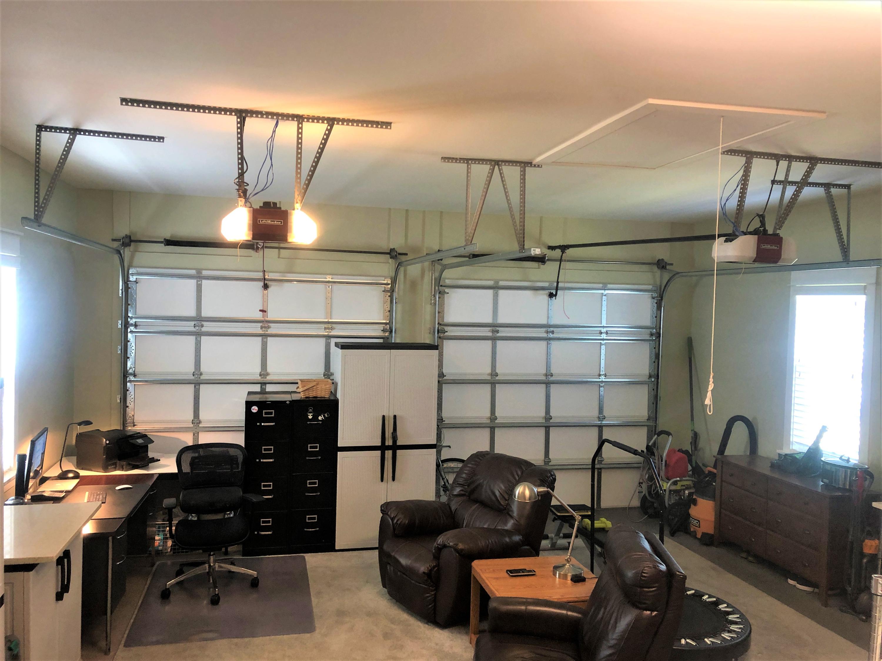 CARSON OAKS - Residential