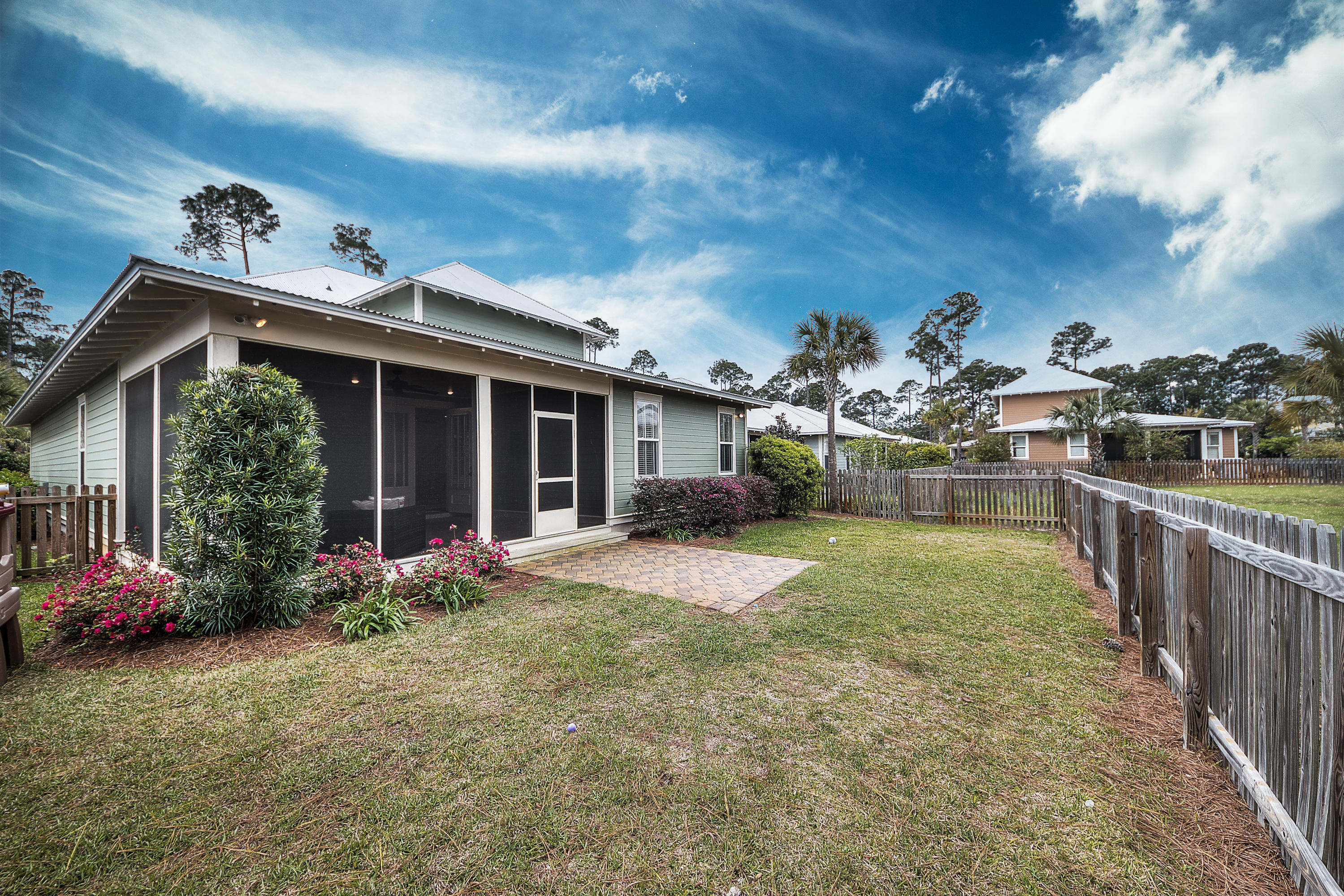 CARSON OAKS - Residential