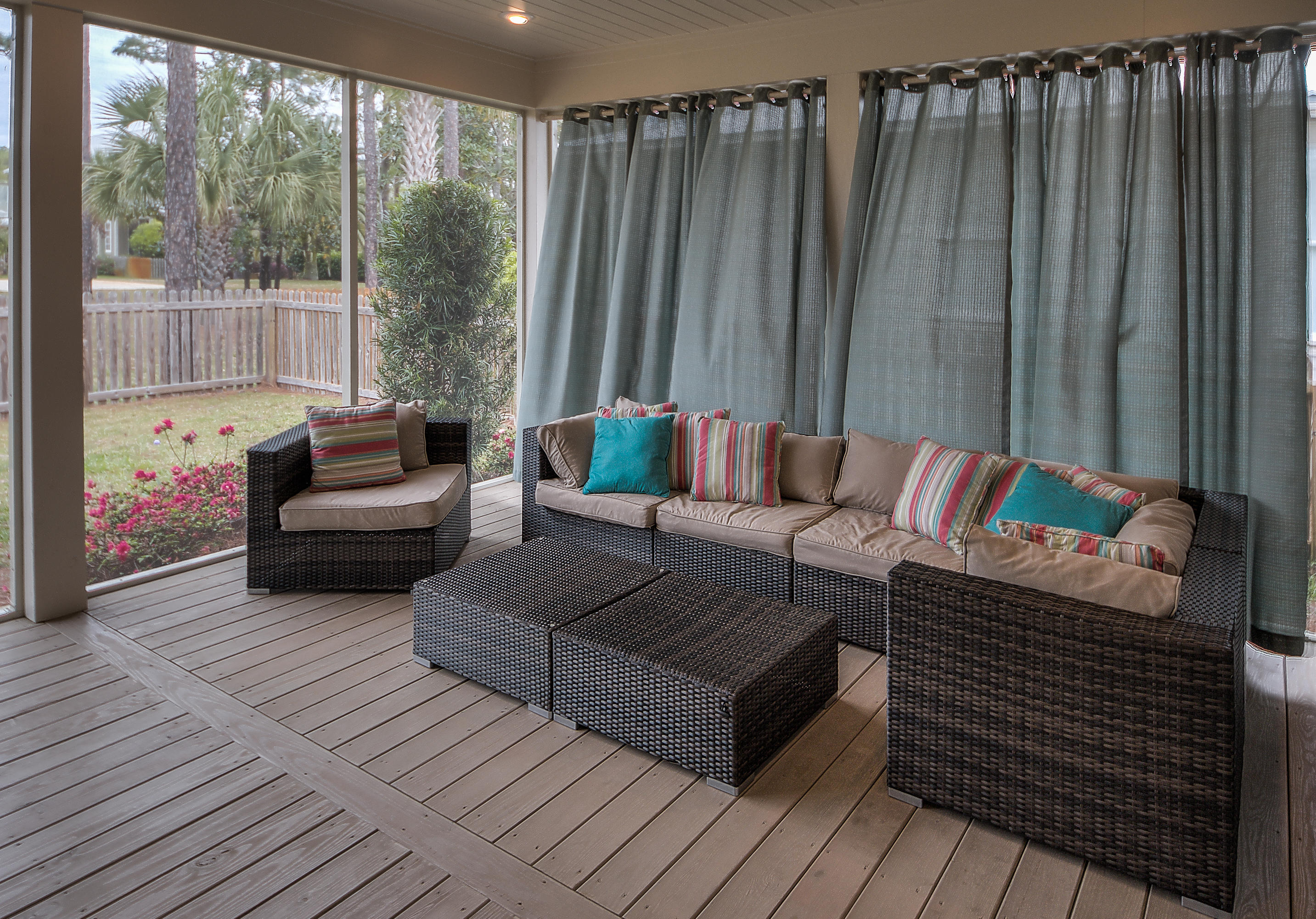 CARSON OAKS - Residential