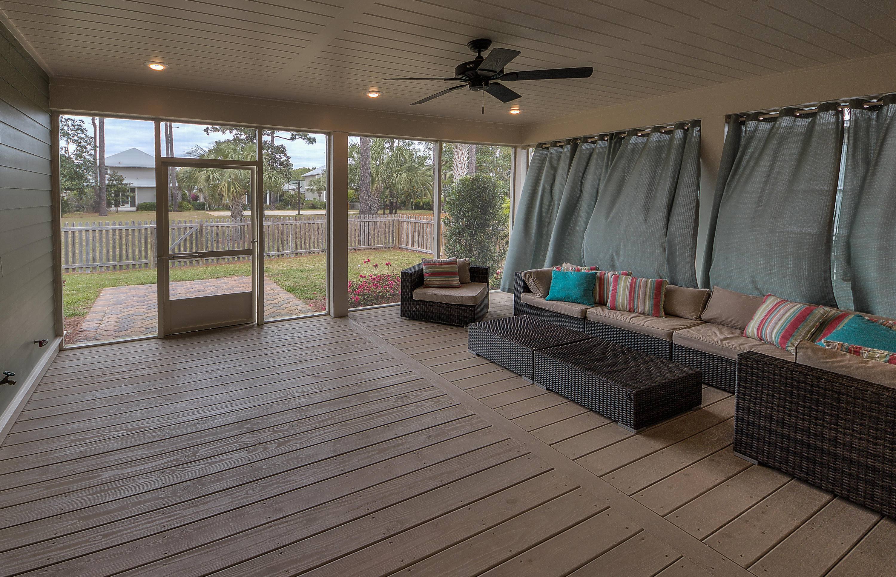 CARSON OAKS - Residential