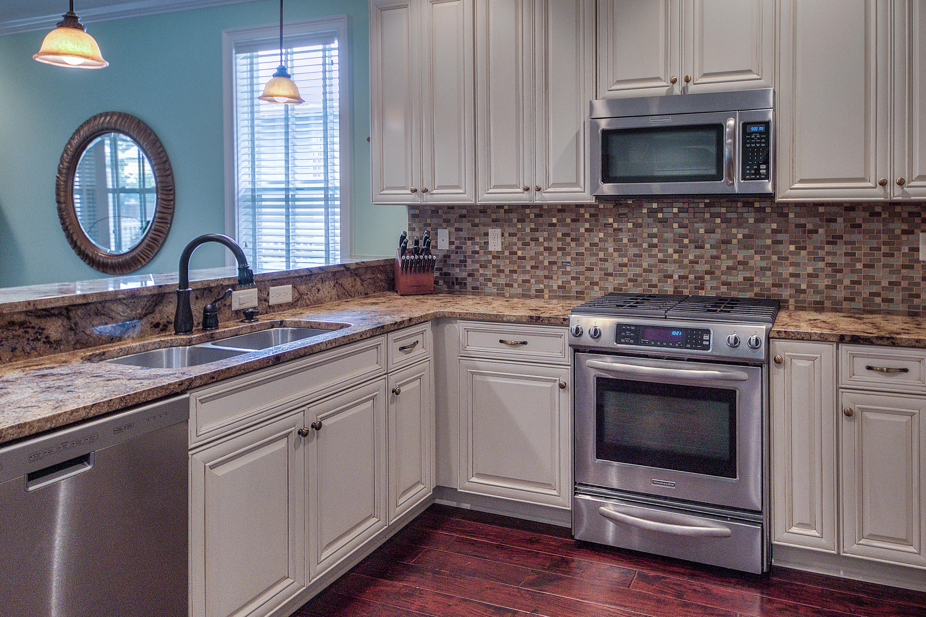 CARSON OAKS - Residential