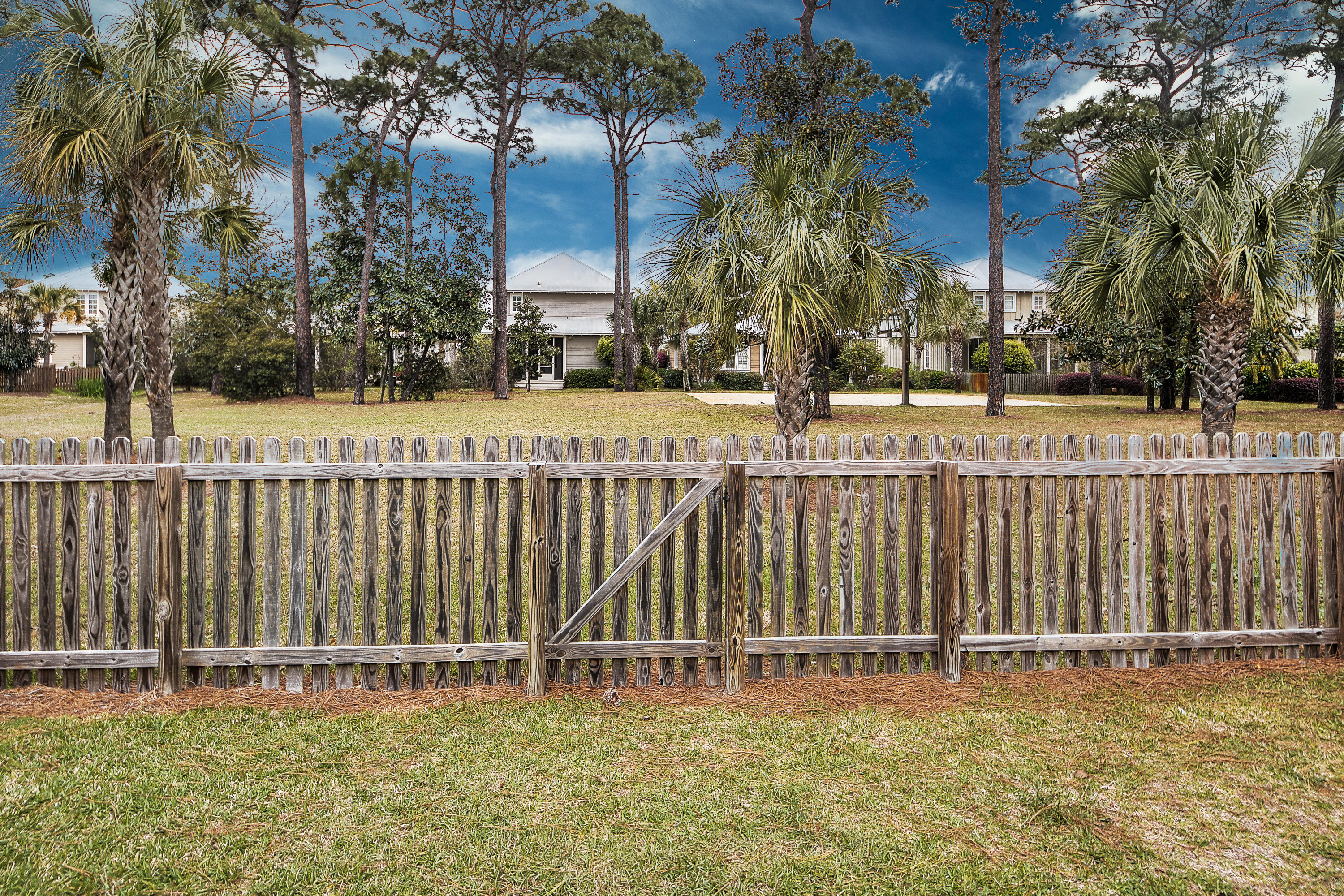 CARSON OAKS - Residential