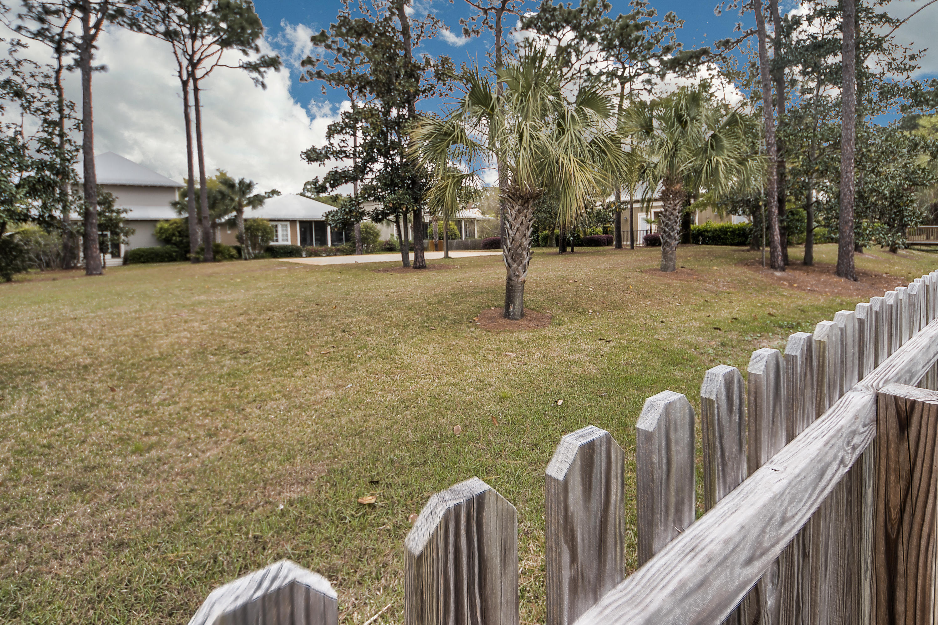 CARSON OAKS - Residential