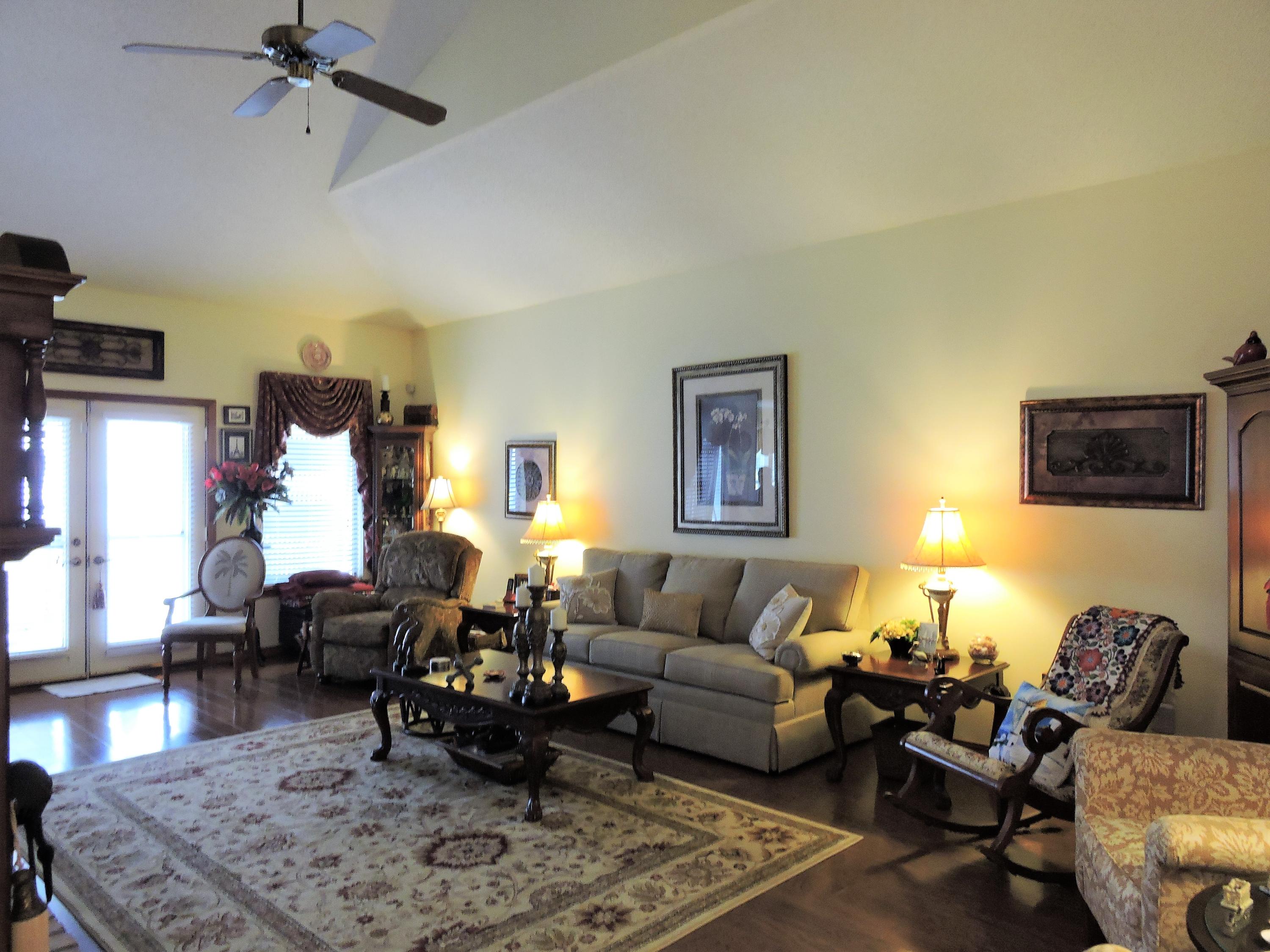 DOLPHIN POINT ESTATES - Residential