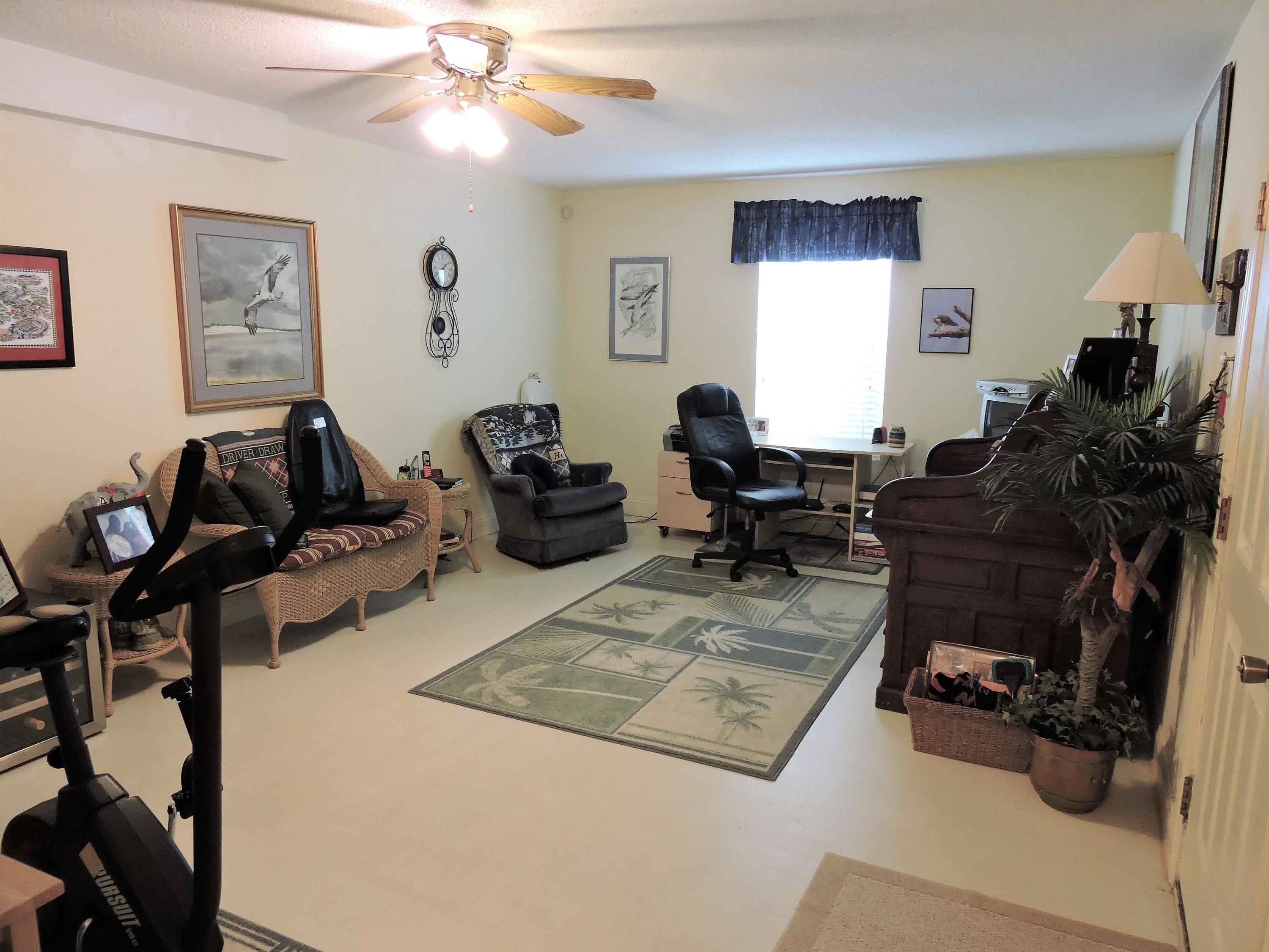 DOLPHIN POINT ESTATES - Residential