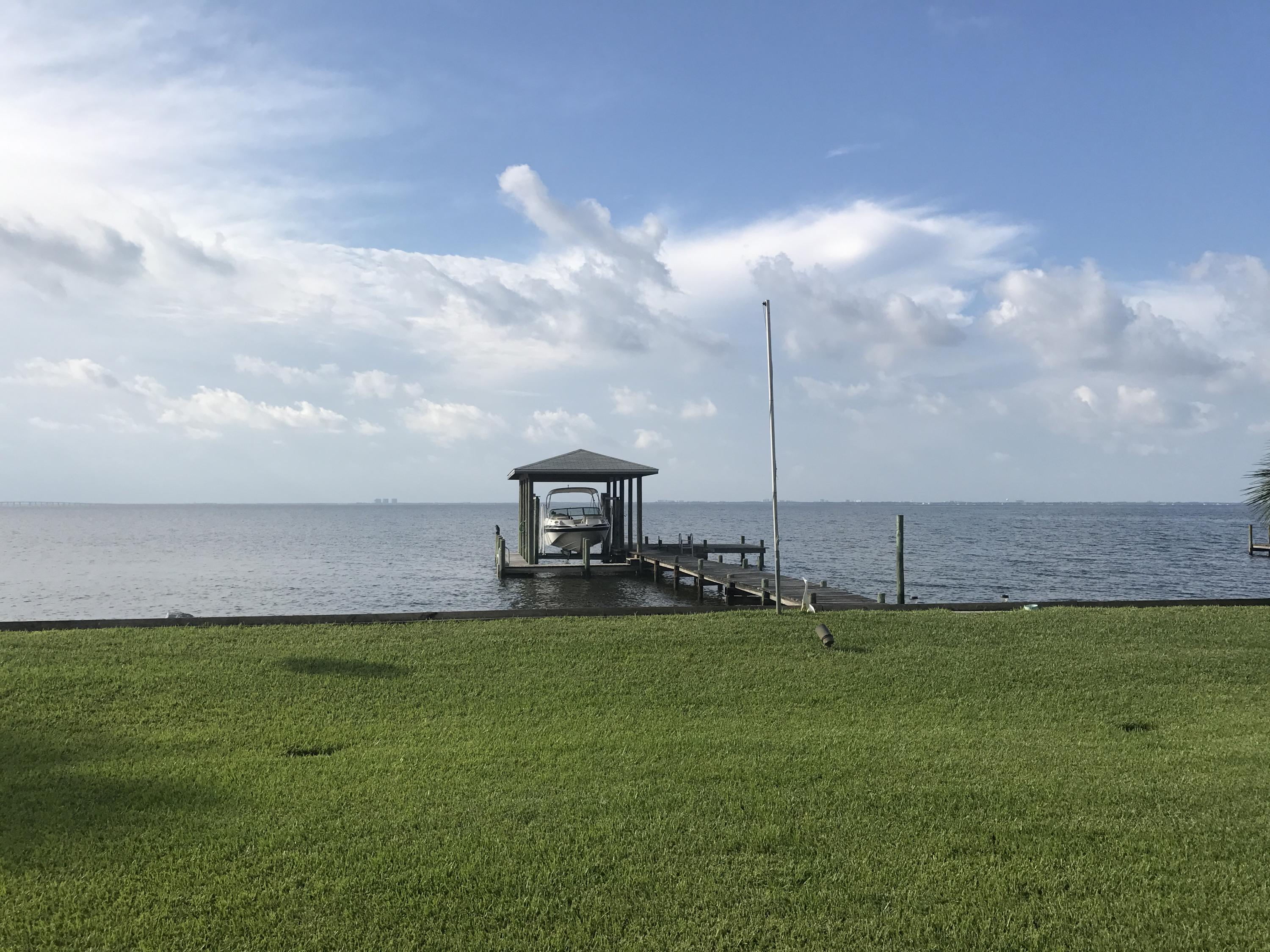 DOLPHIN POINT ESTATES - Residential