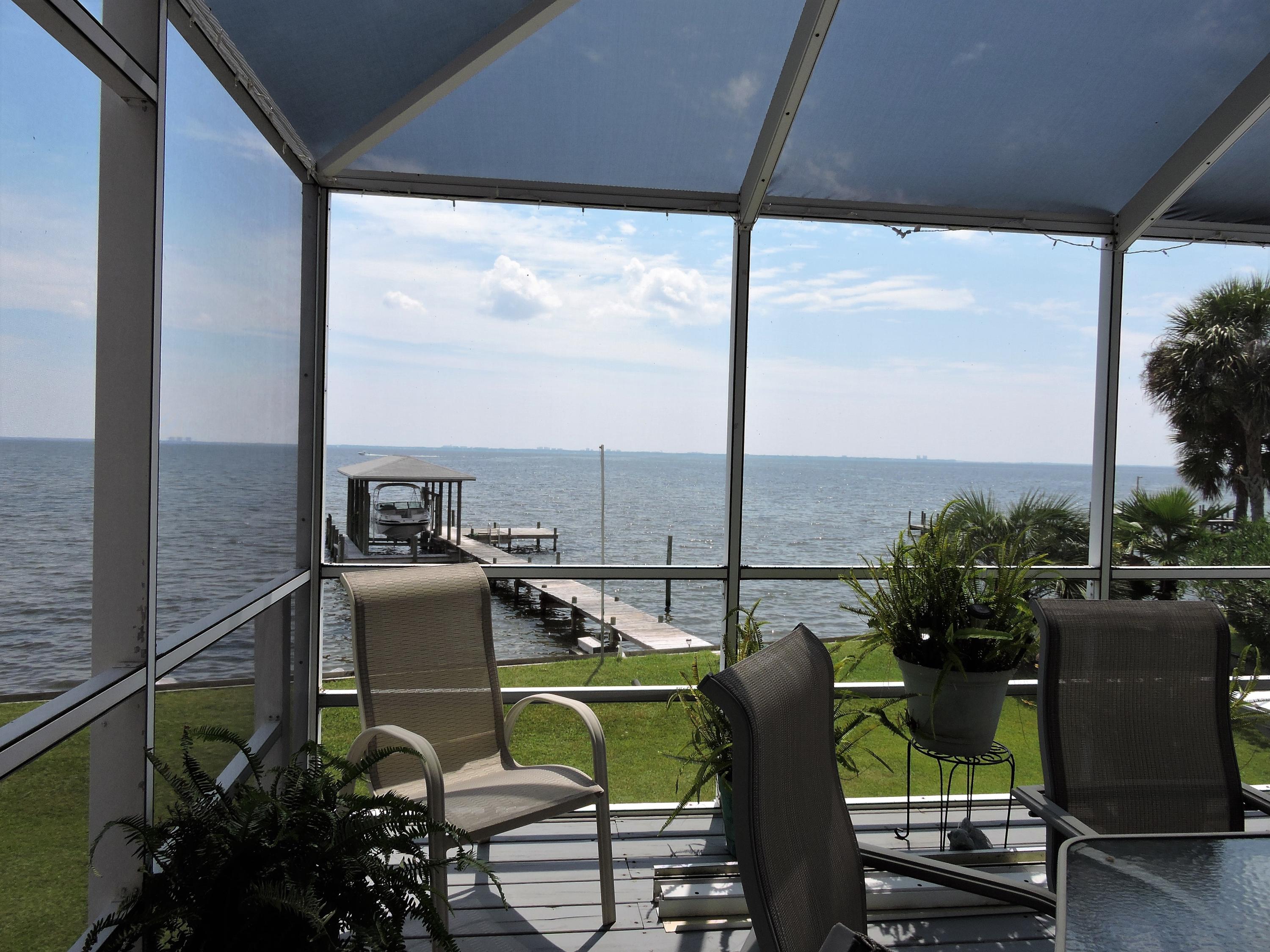 DOLPHIN POINT ESTATES - Residential