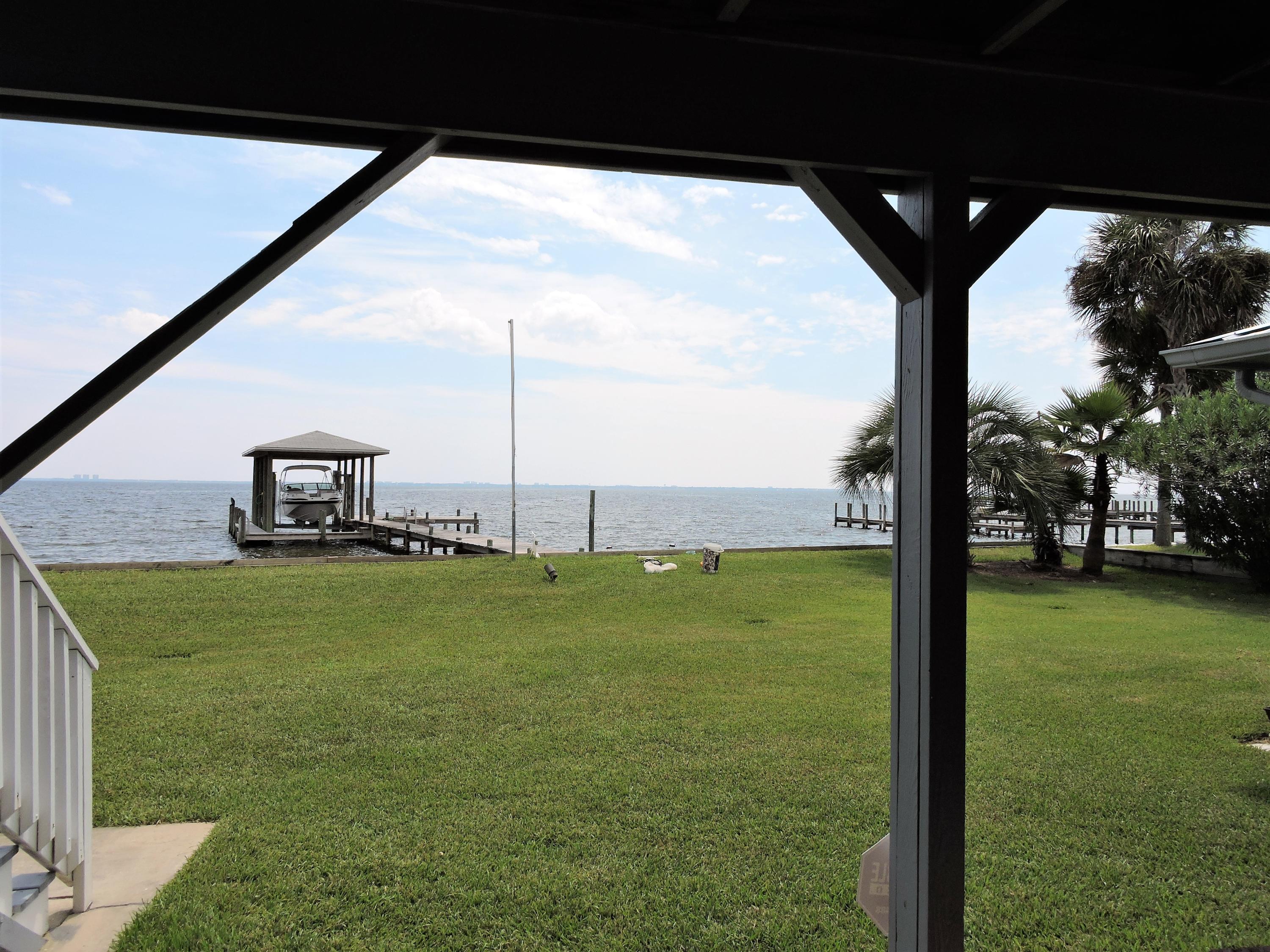 DOLPHIN POINT ESTATES - Residential