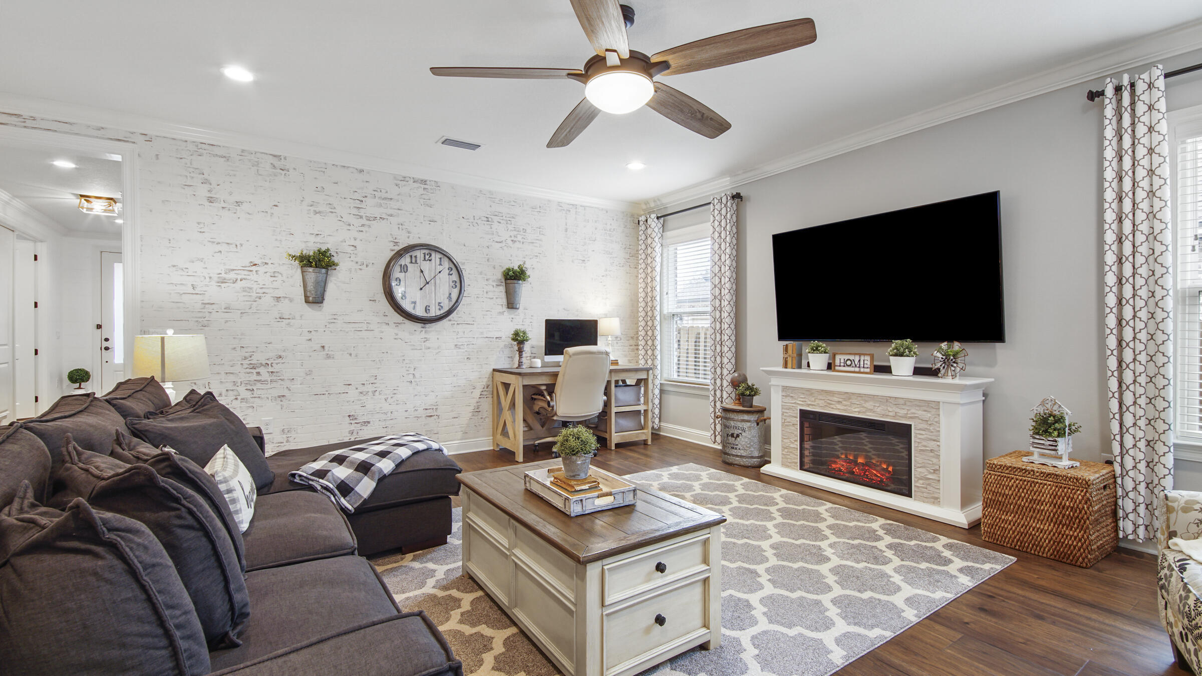 Hammock Bay - Residential