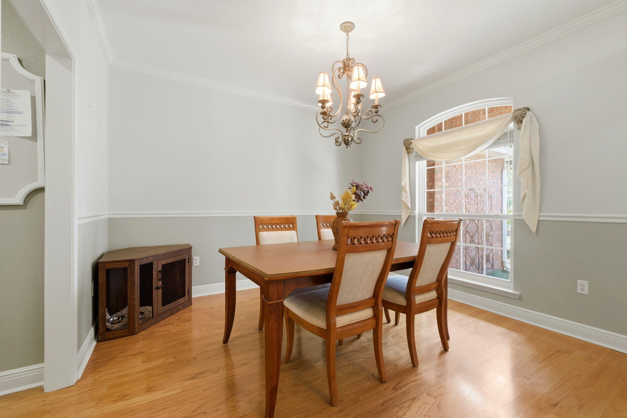 ROBLEDAL ESTATES UNIT 3 - Residential