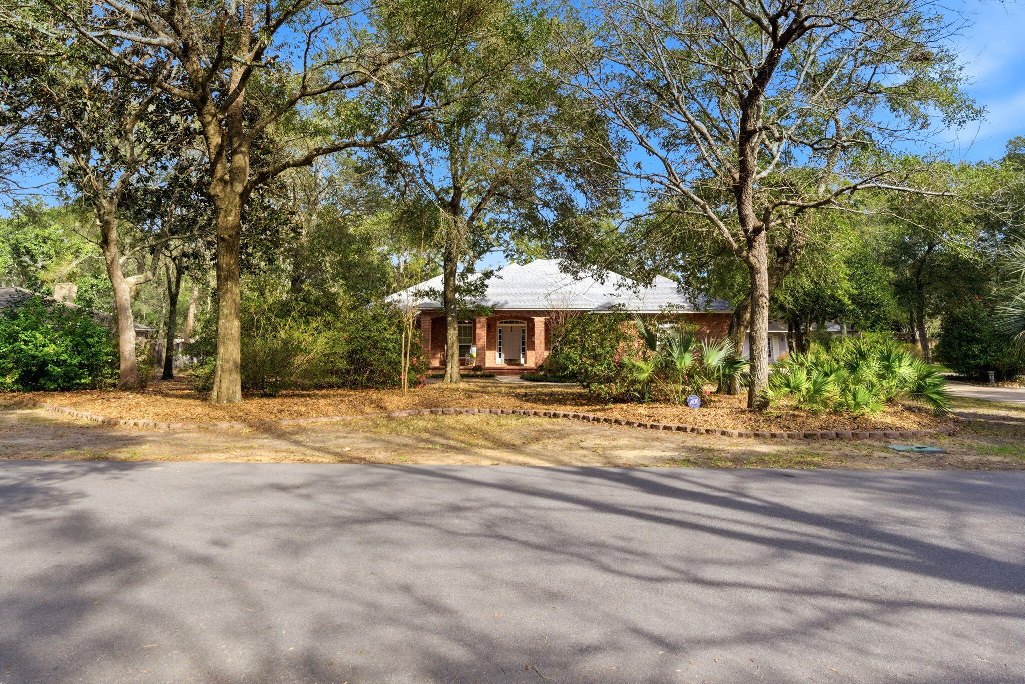 ROBLEDAL ESTATES UNIT 3 - Residential