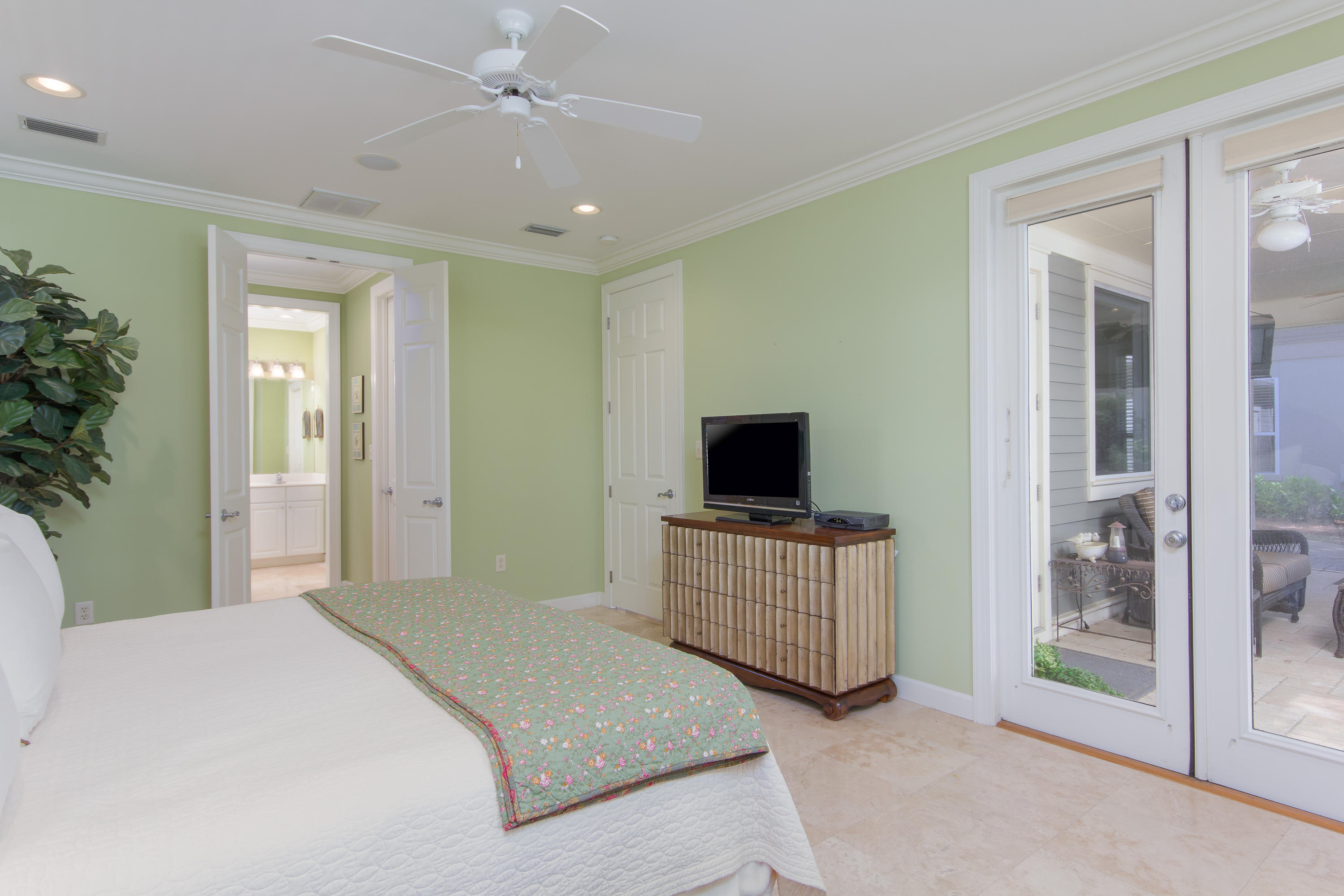 CRYSTAL LAKE AT SANDESTIN - Residential