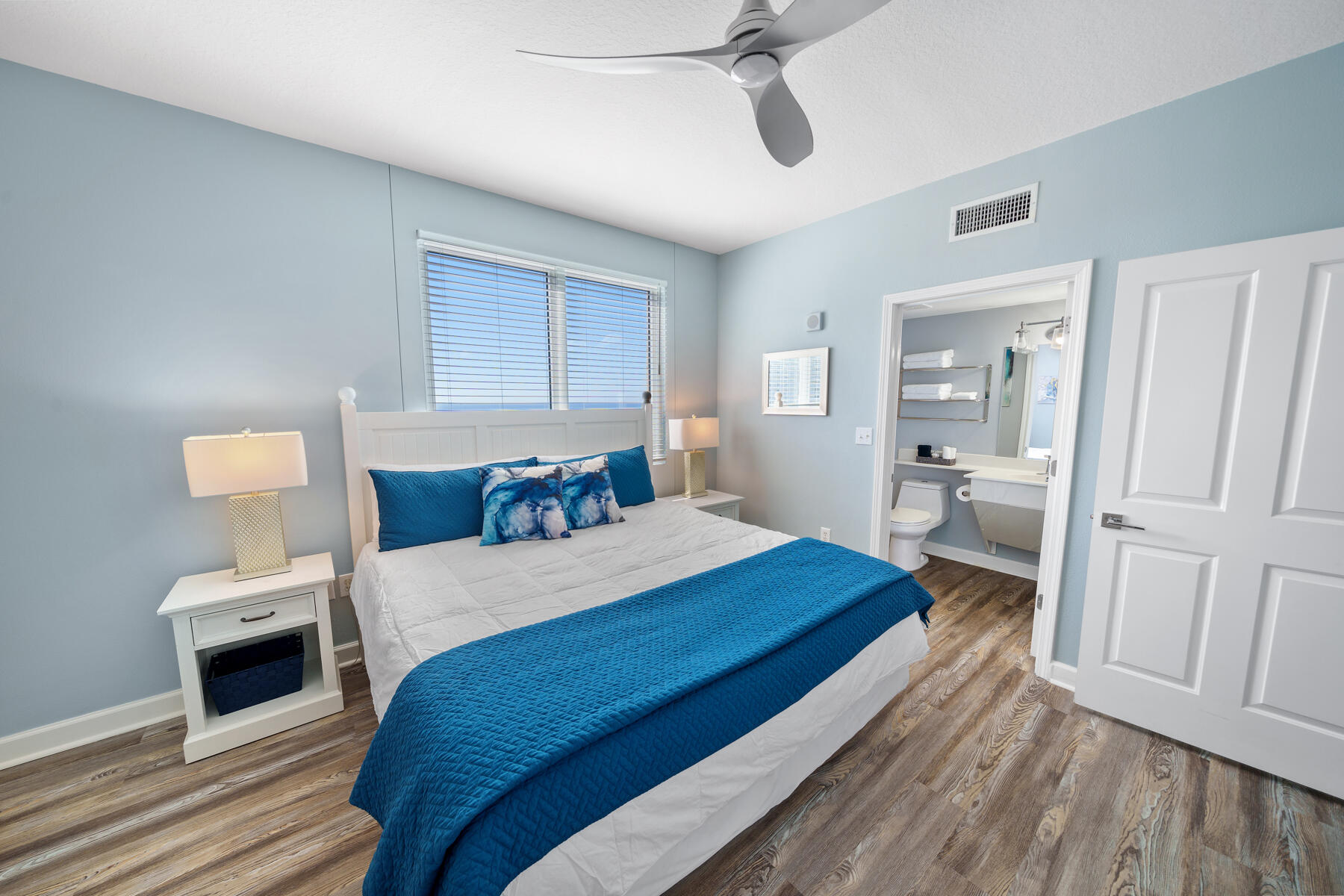 SHORES OF PANAMA - Residential