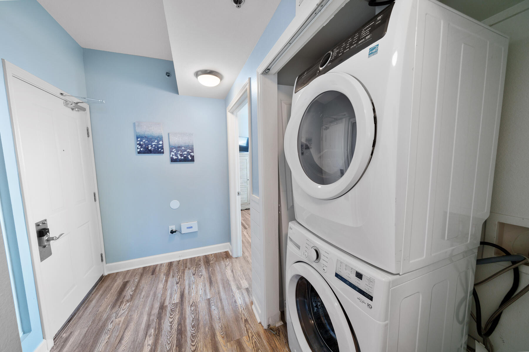 SHORES OF PANAMA - Residential