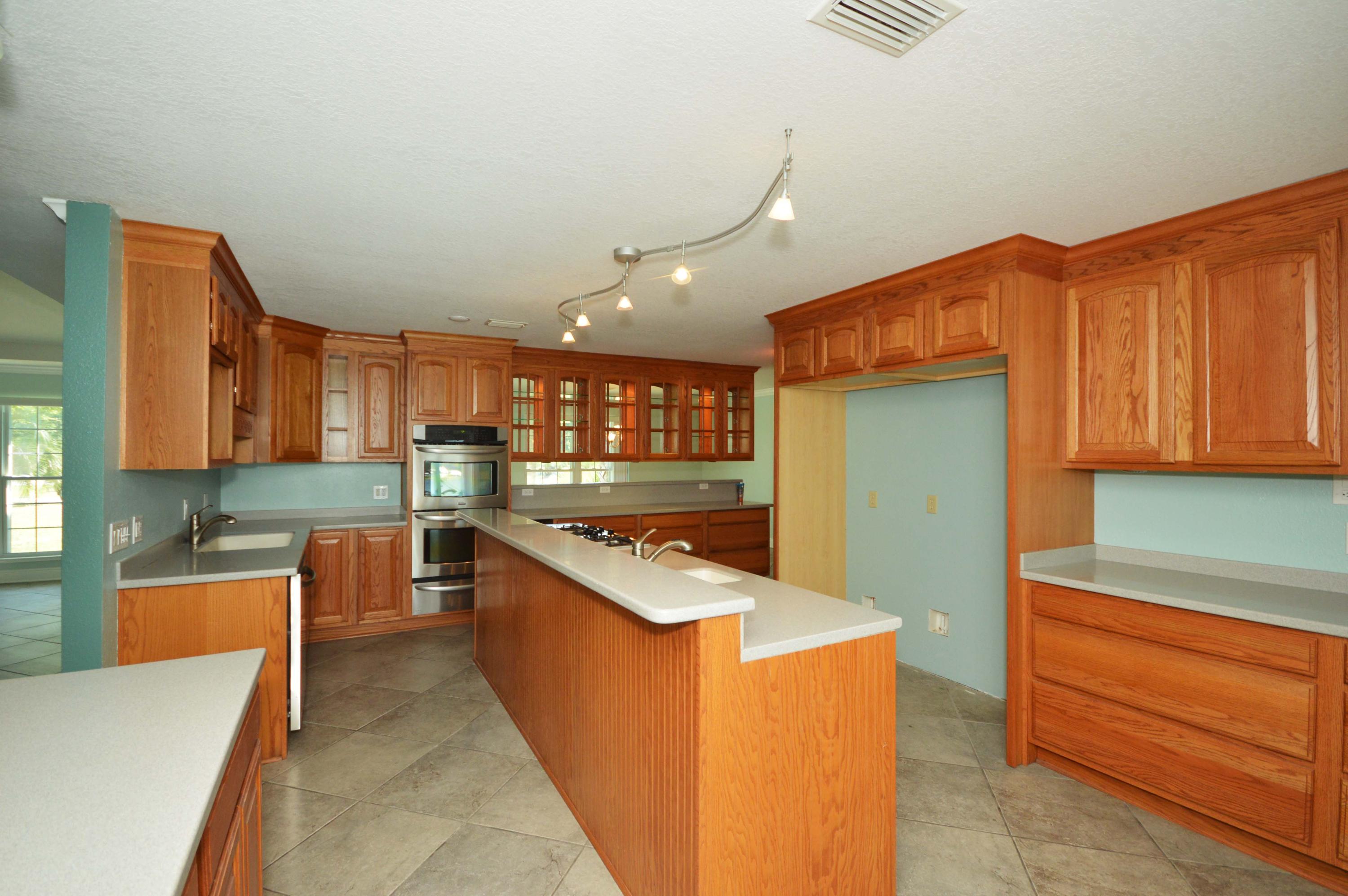 PETERSEN POINT - Residential