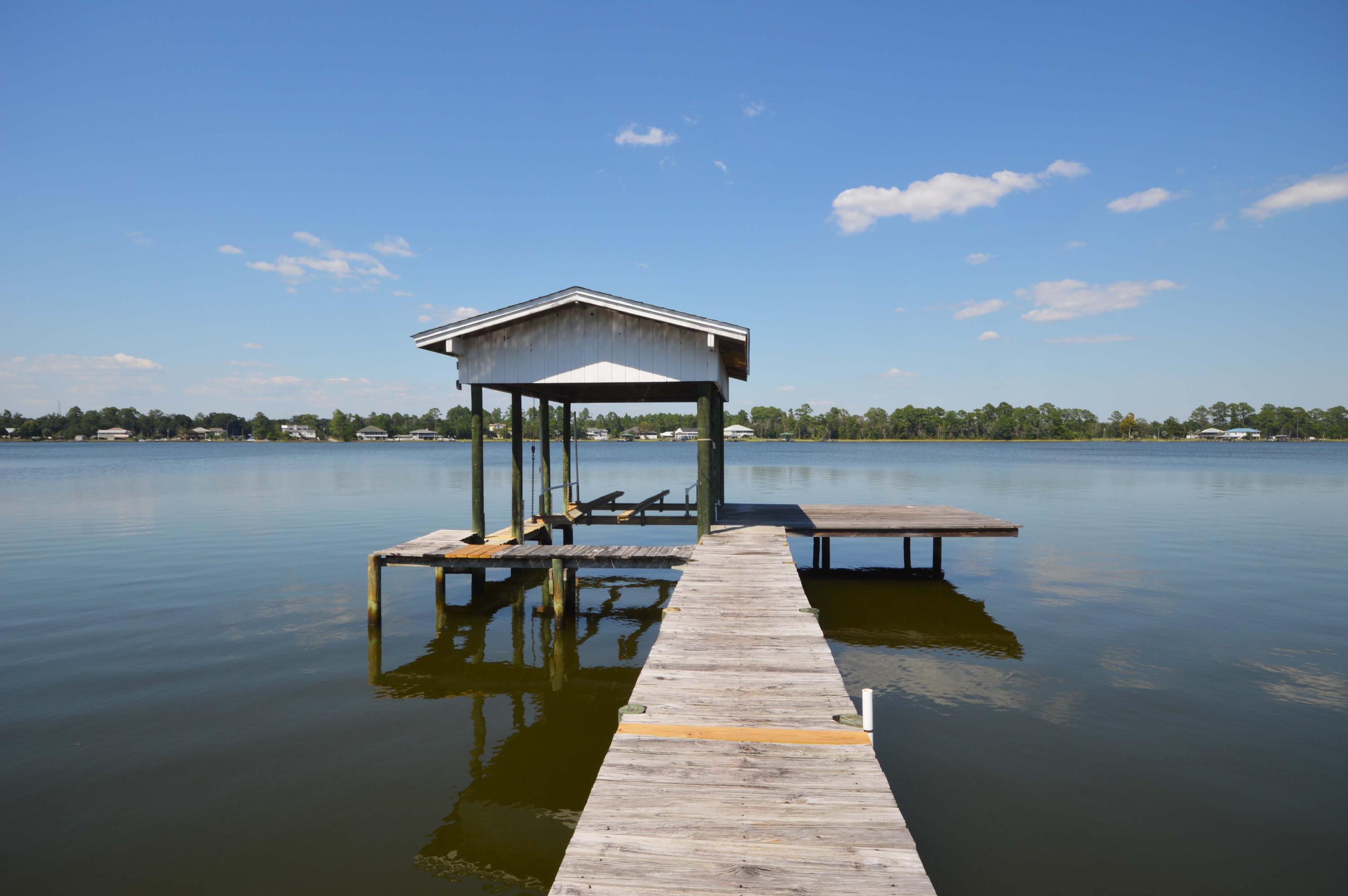 PETERSEN POINT - Residential