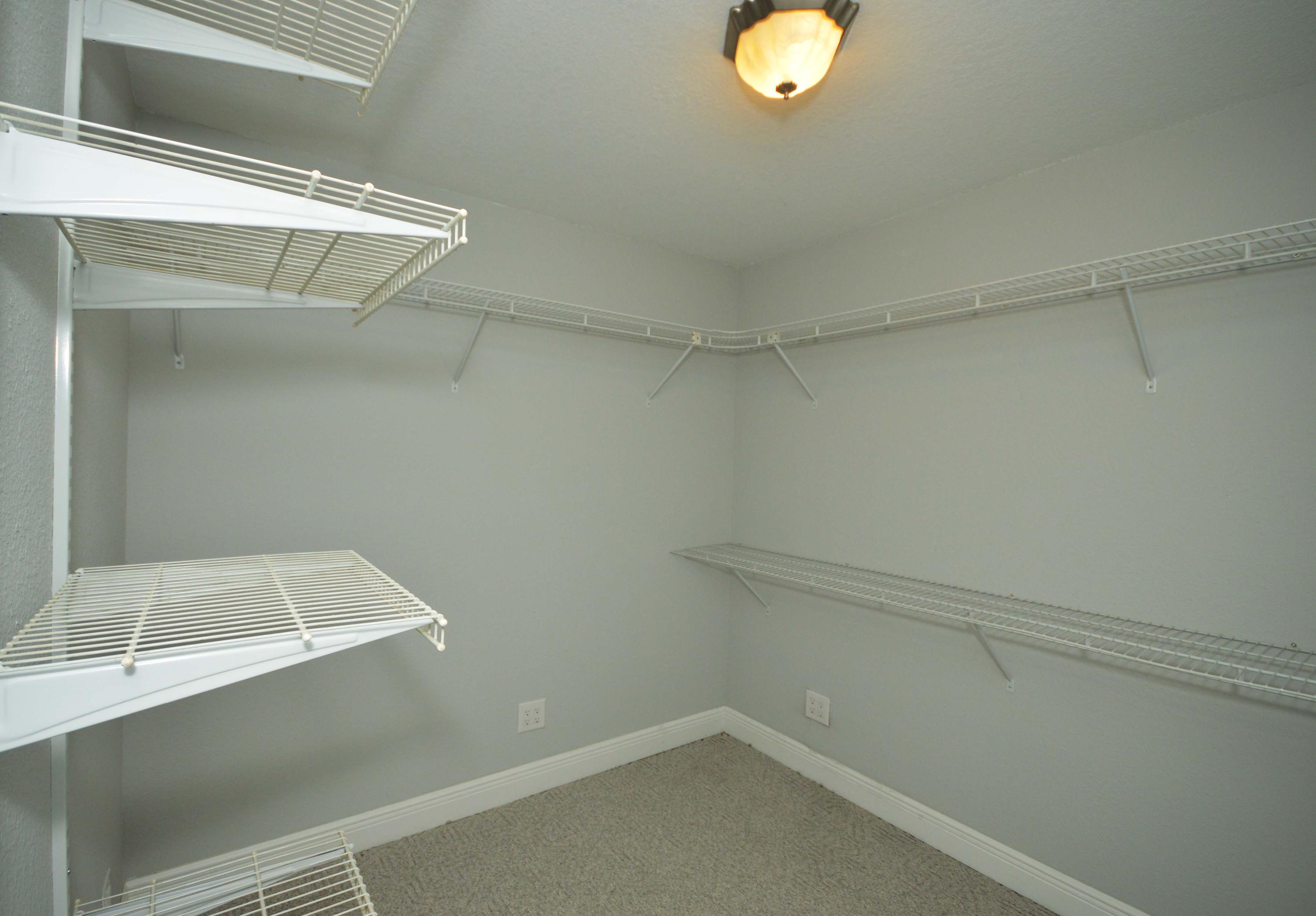 PETERSEN POINT - Residential