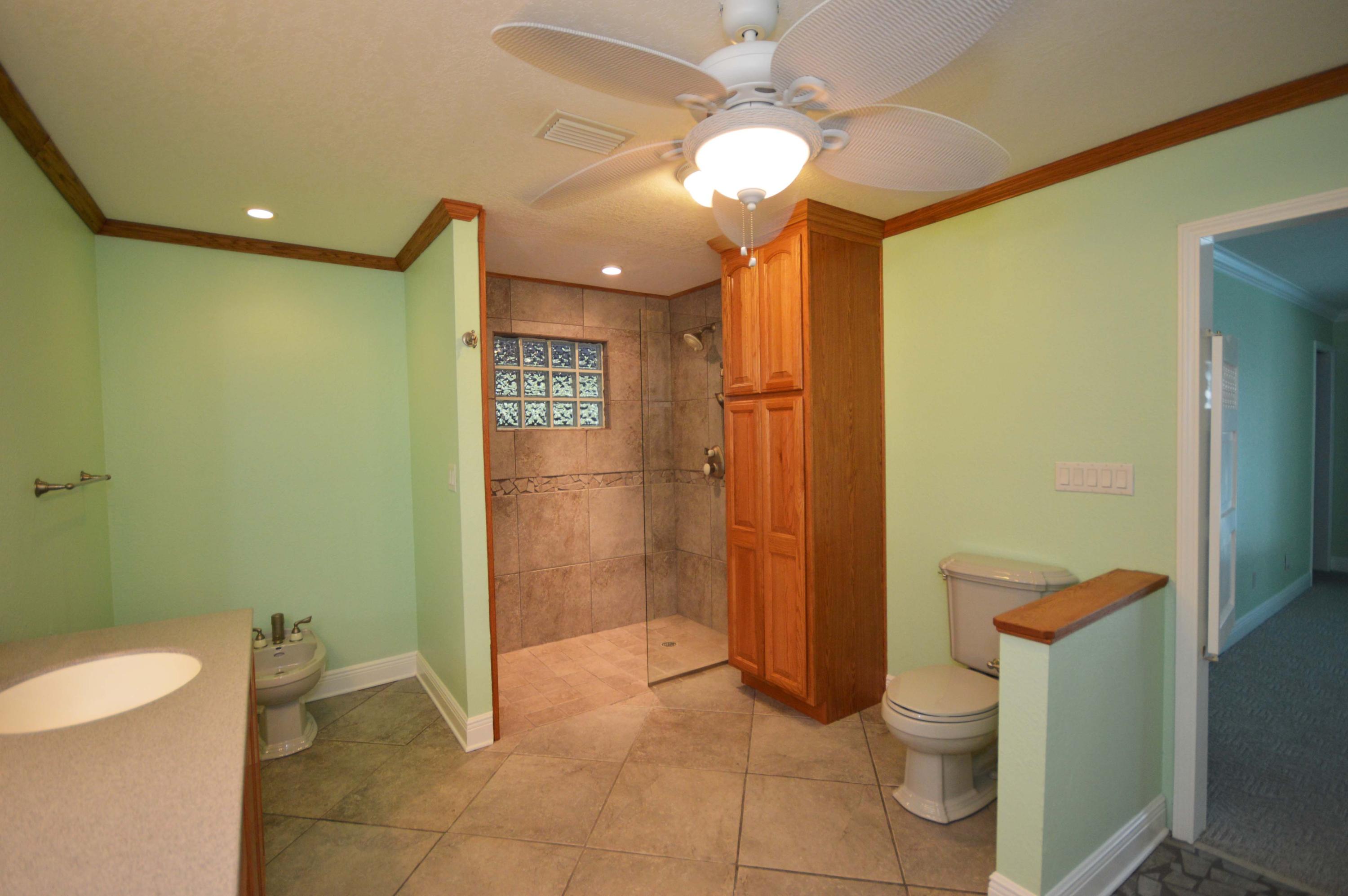 PETERSEN POINT - Residential