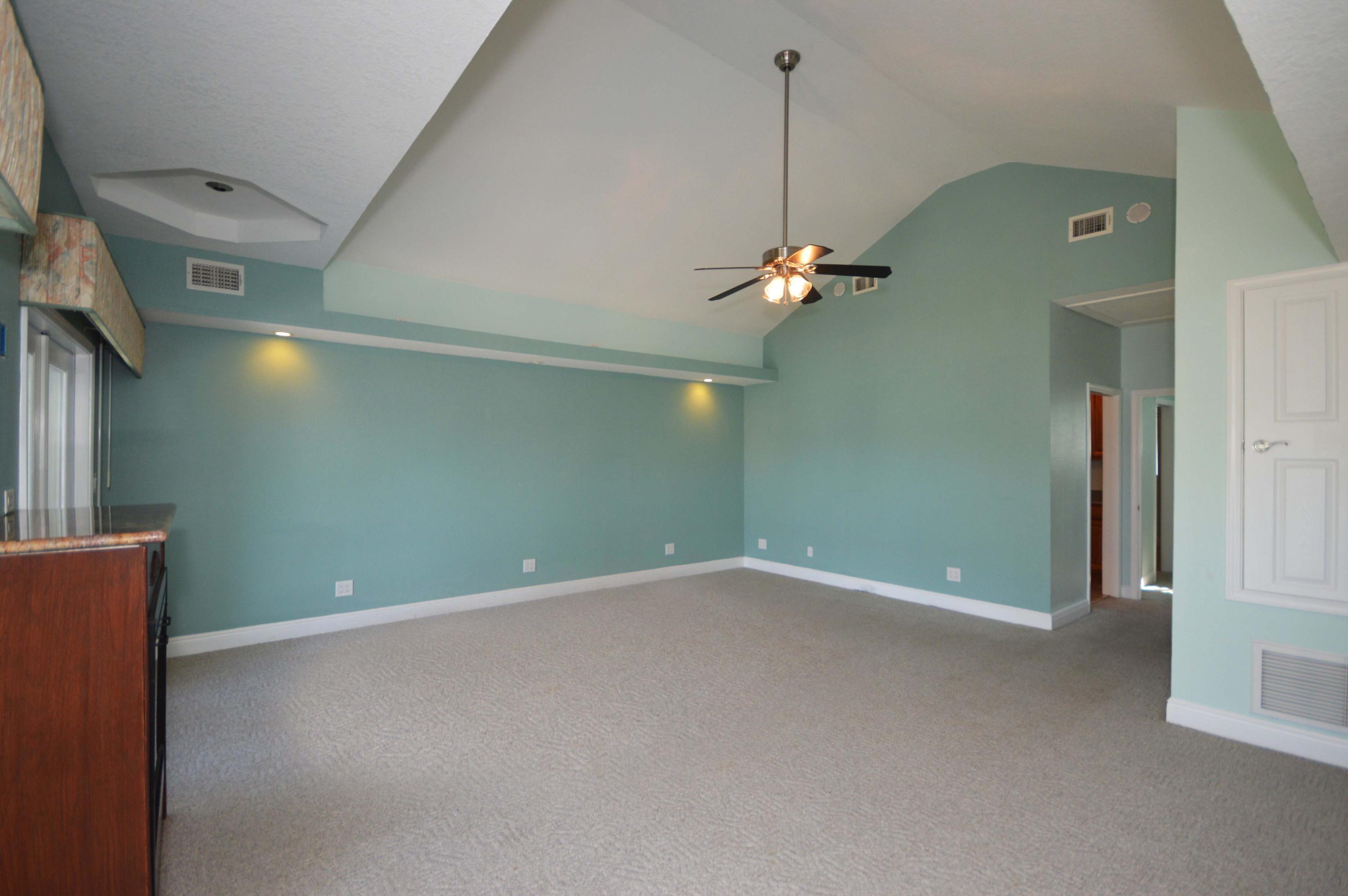 PETERSEN POINT - Residential