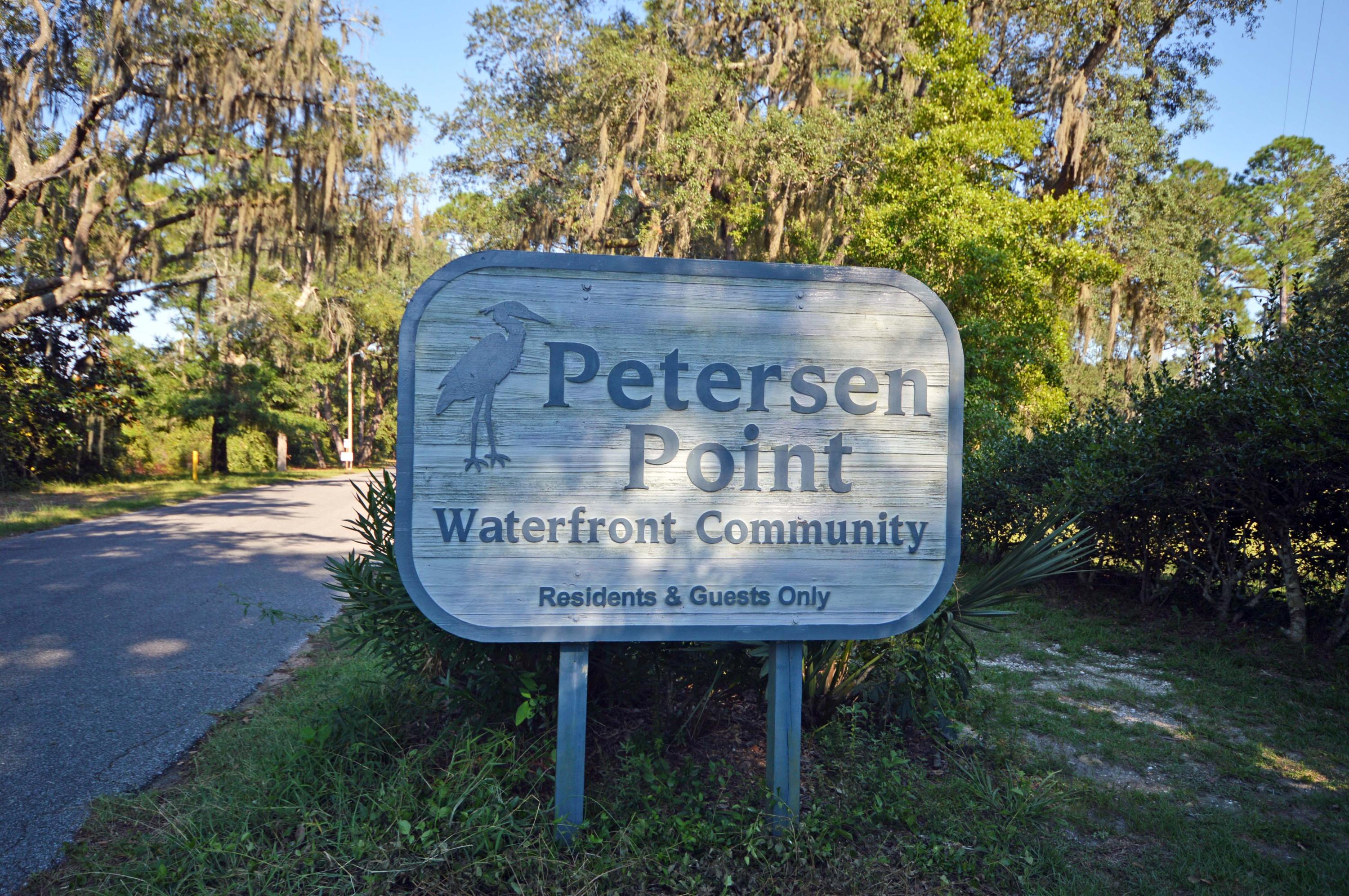 PETERSEN POINT - Residential
