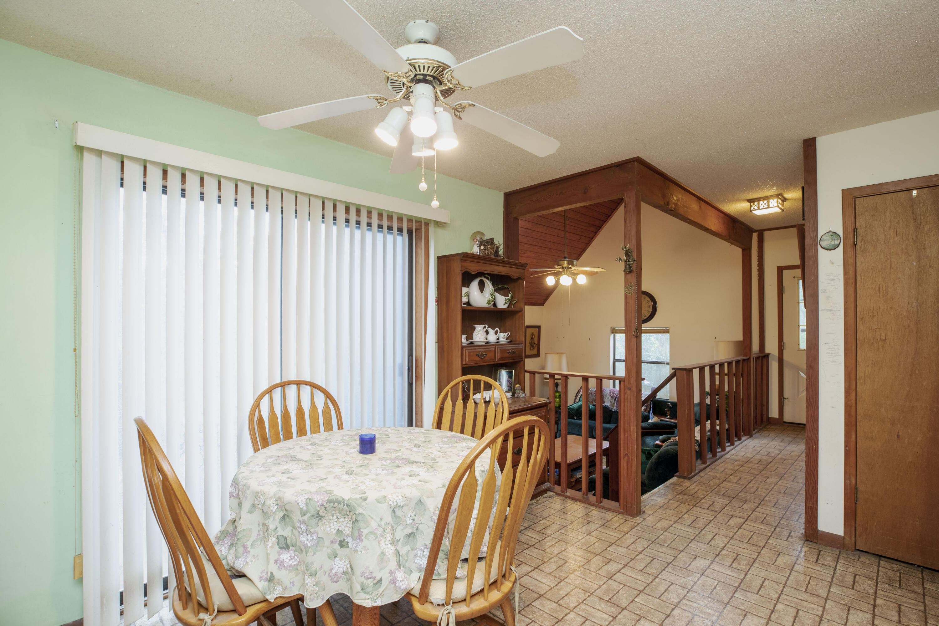 FLORIDA HEIGHTS - Residential