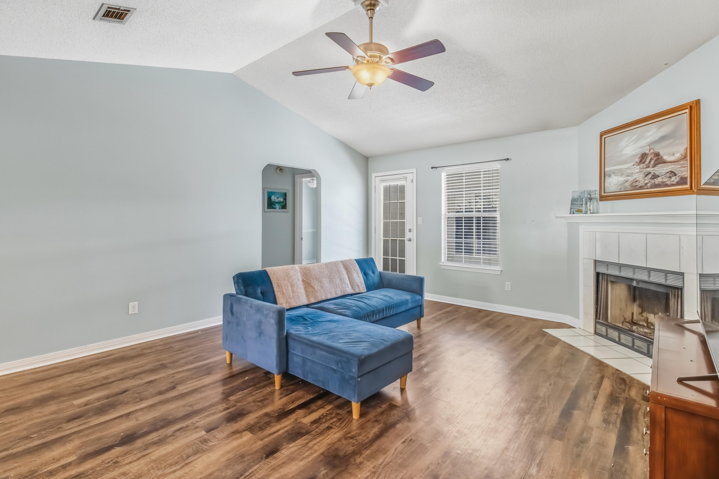 KINGS CROSSING PH 1 - Residential