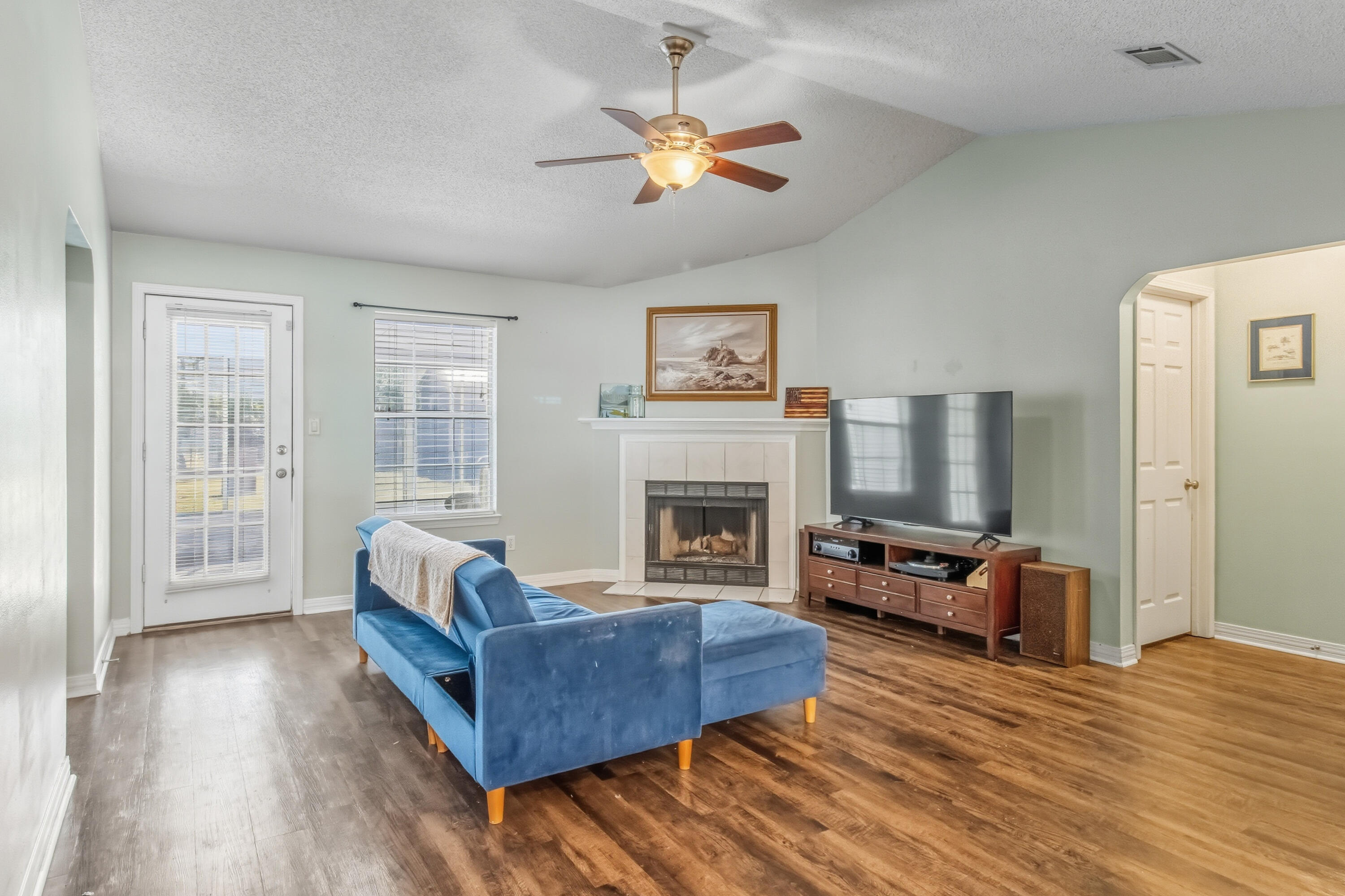 KINGS CROSSING PH 1 - Residential