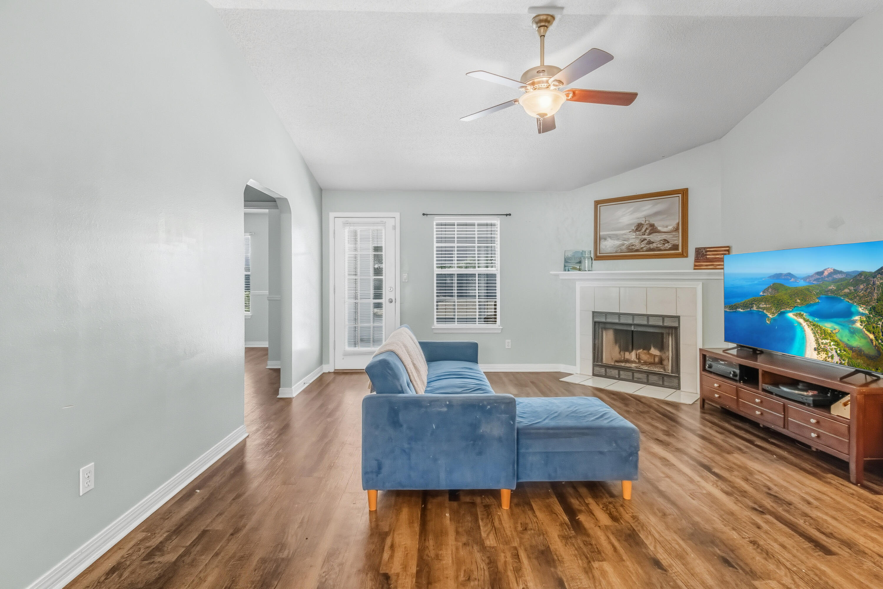 KINGS CROSSING PH 1 - Residential