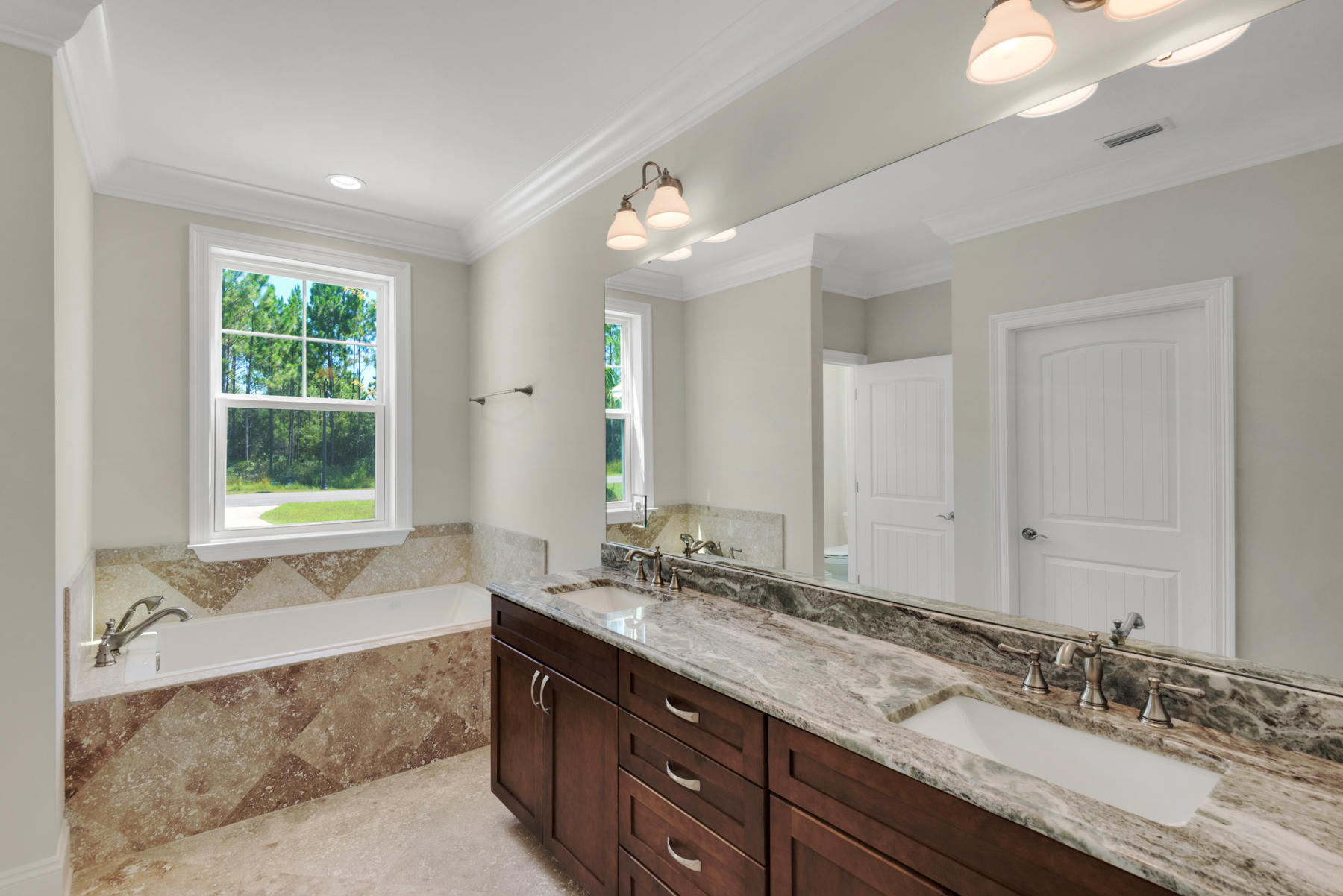 BEAR CREEK - Residential