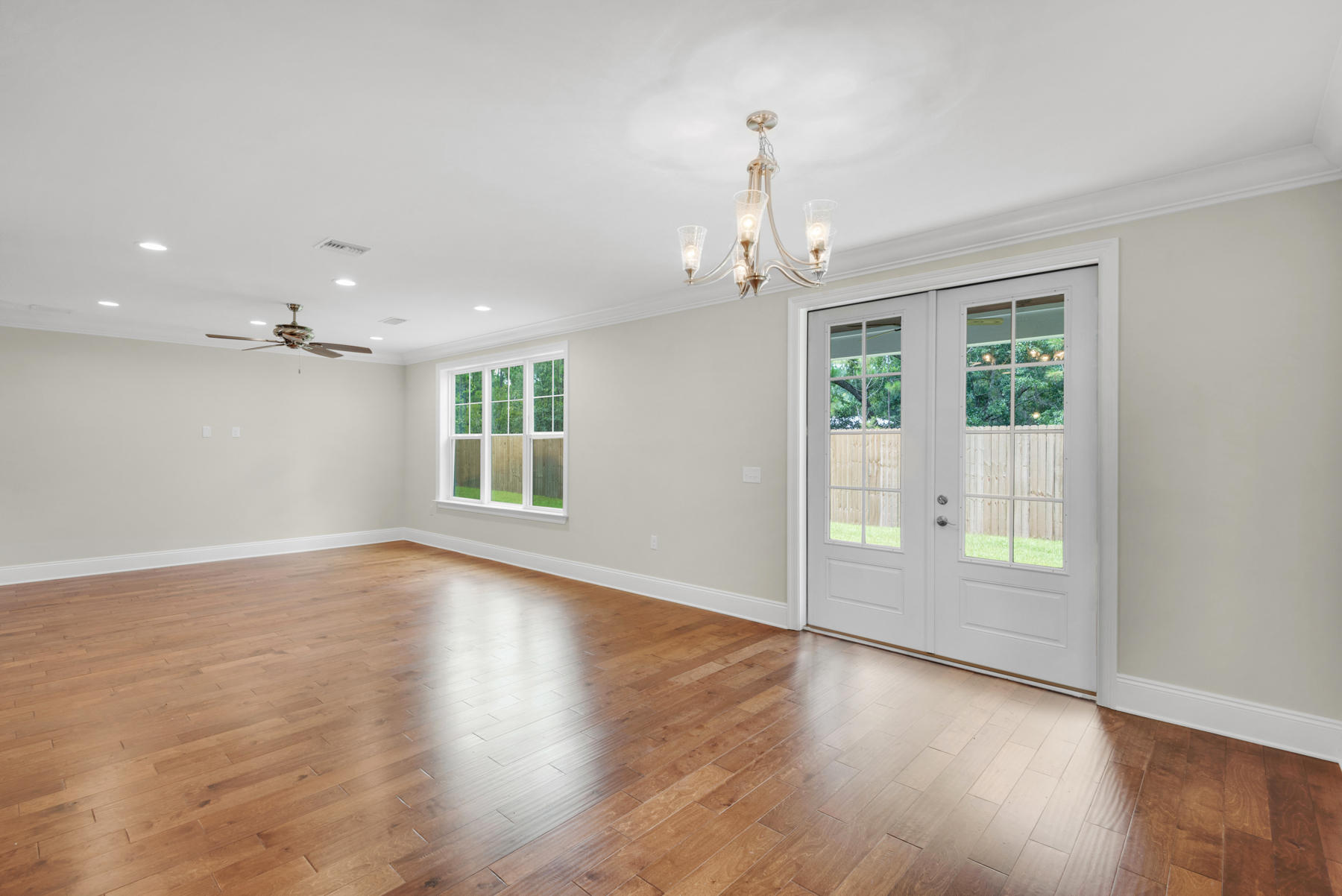 BEAR CREEK - Residential